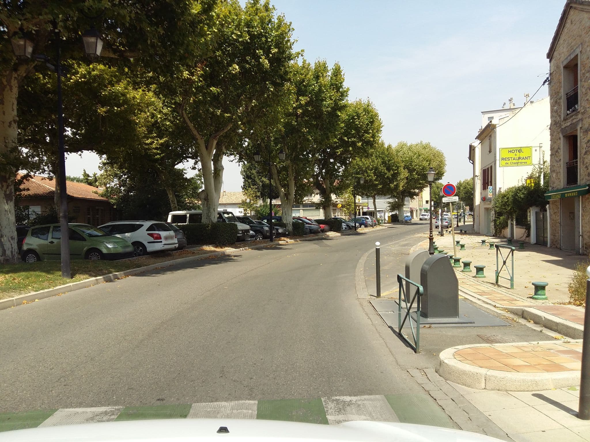 Street view near Hôtel de Chabrières, Bollène — © zimmy (CC BY-SA · Mapillary)