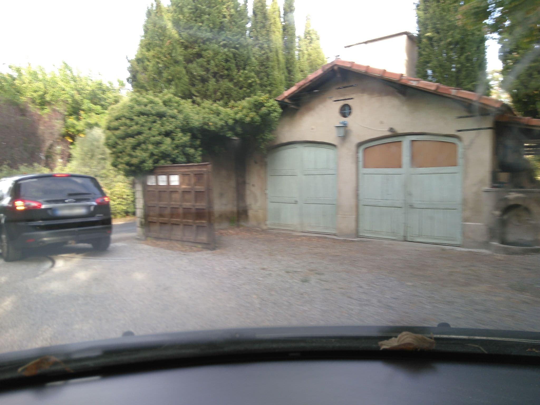 Street view near Les Terrasses du Soleil, Taulignan — © marcp (CC BY-SA · Mapillary)