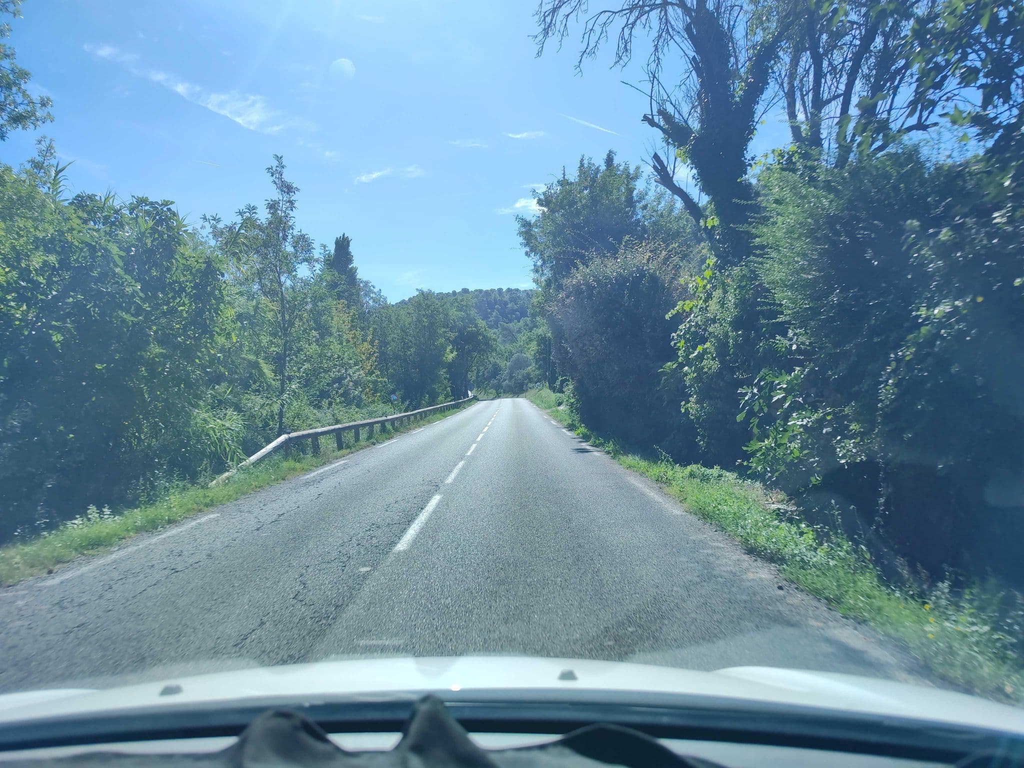 Street view near Le Petit Gardiol, Vaison-la-Romaine — © zimmy (CC BY-SA · Mapillary)