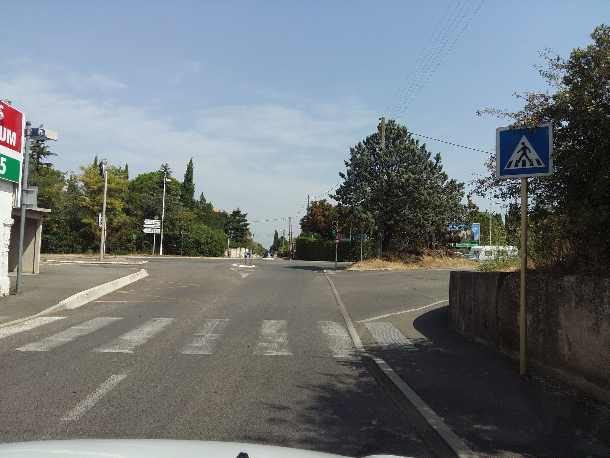 Street view near Azienda Salamo Maison d'hôtes, Bollène — © zimmy (CC BY-SA · Mapillary)