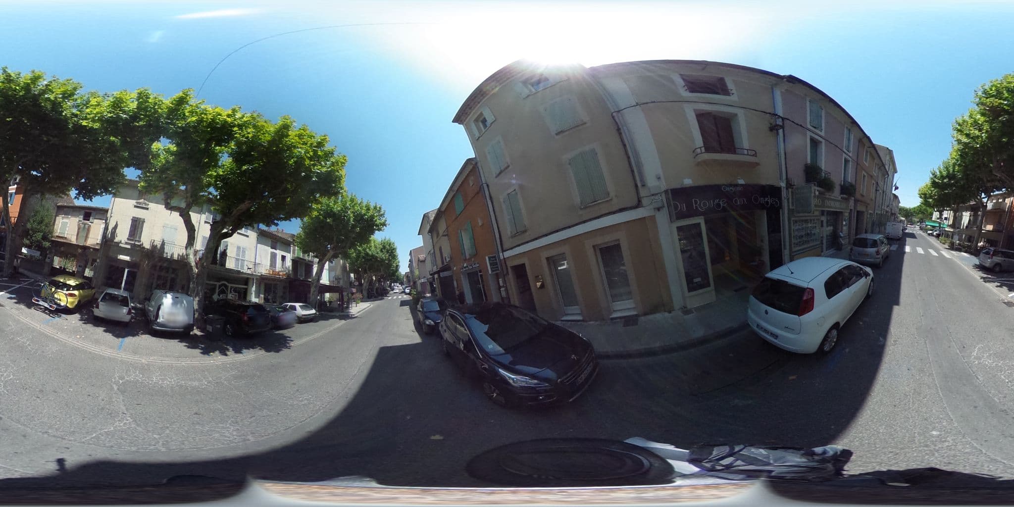 Street view near L'éphémère, Vaison-la-Romaine — © zimmy (CC BY-SA · Mapillary)