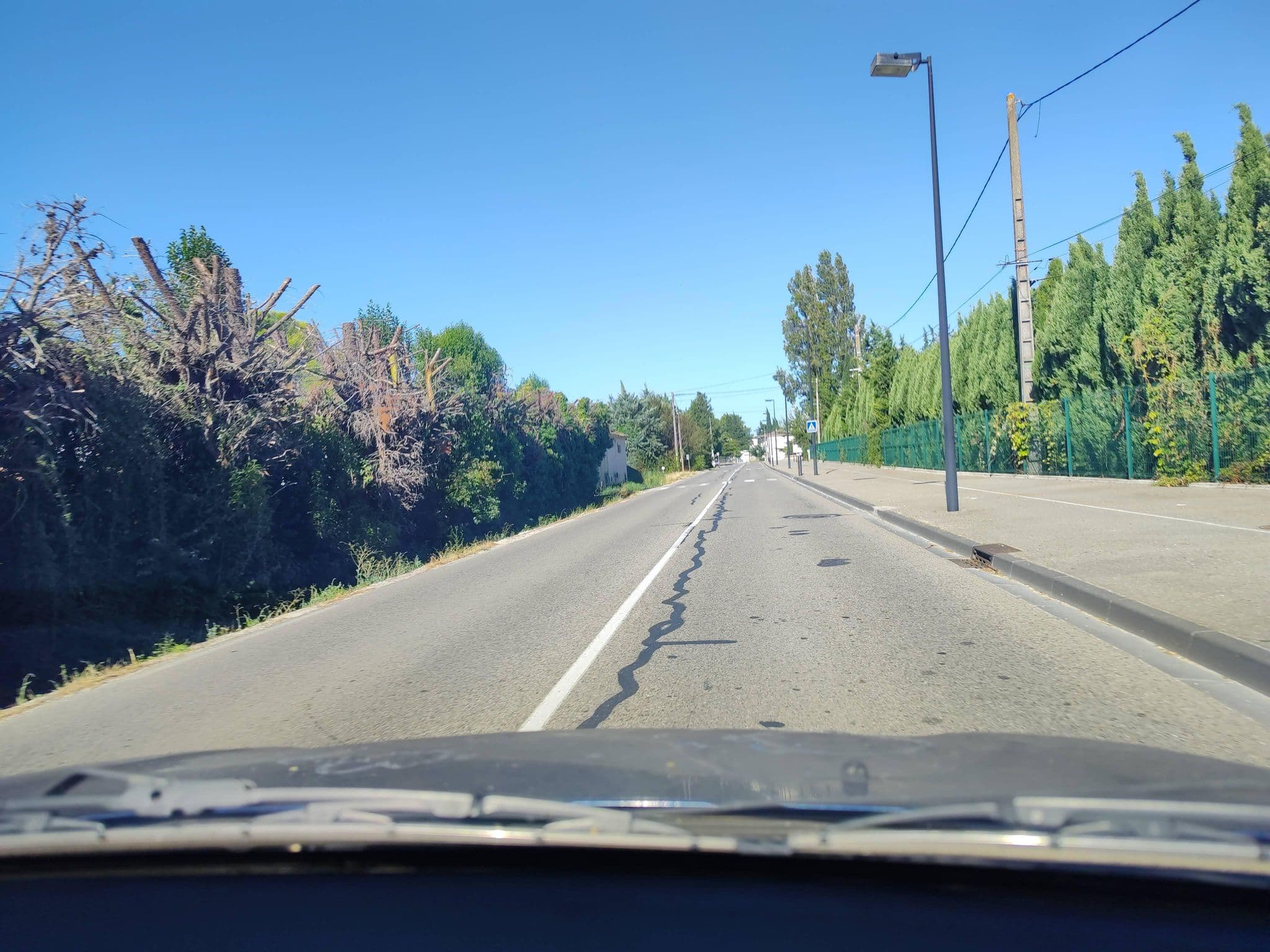 Street view near Park Inn Orange, Orange — © zimmy (CC BY-SA · Mapillary)