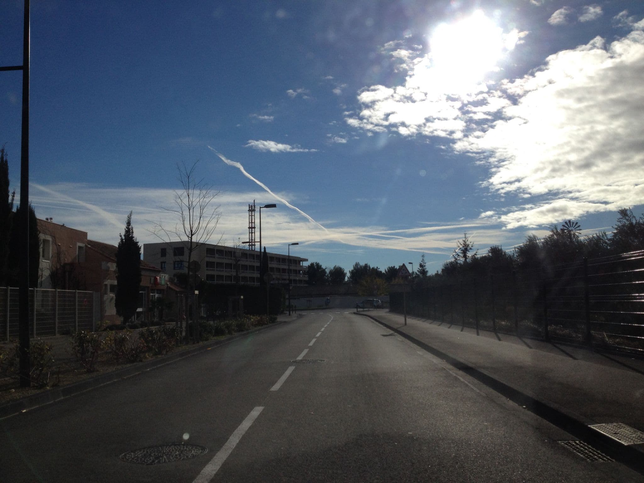 Street view near Ibis room 128, Orange — © zimmy (CC BY-SA · Mapillary)