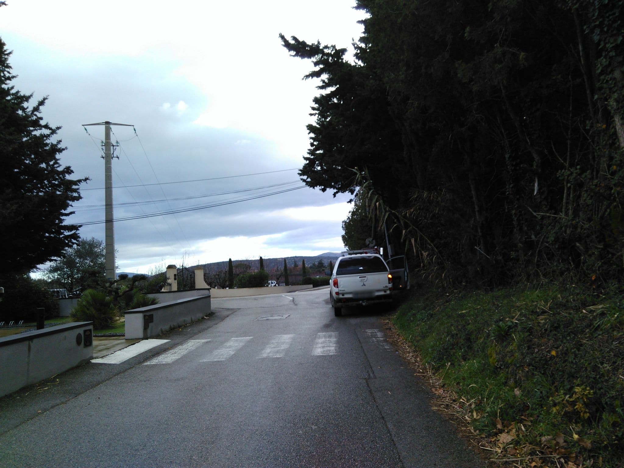 Street view near Gros-Noyer, Amandine, Malaucène — © smdvf84 (CC BY-SA · Mapillary)