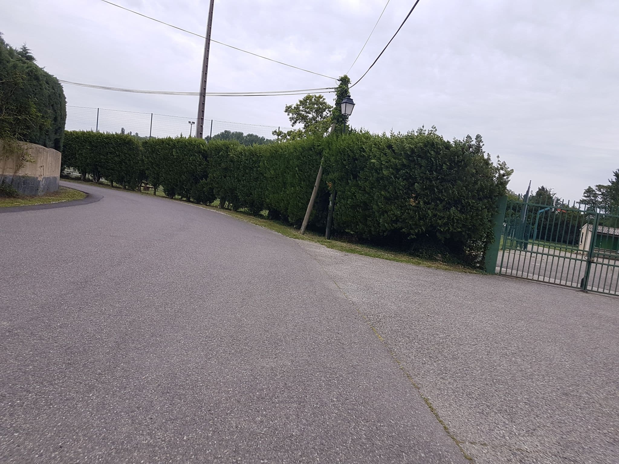 Street view near Au Mas de la Tournillone, Mornas — © changchun1 (CC BY-SA · Mapillary)