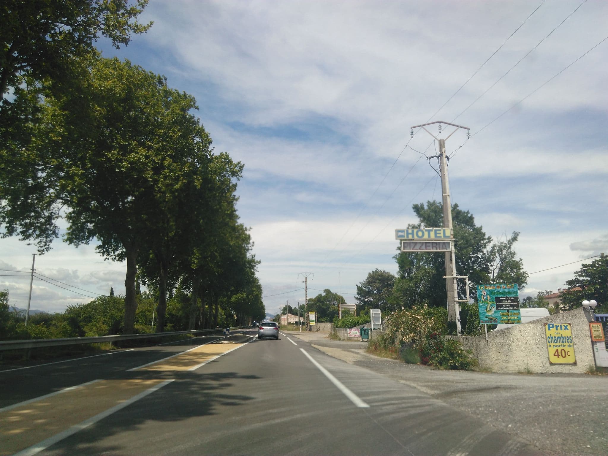 Street view near relais de la rn7, Malataverne — © panieravide (CC BY-SA · Mapillary)