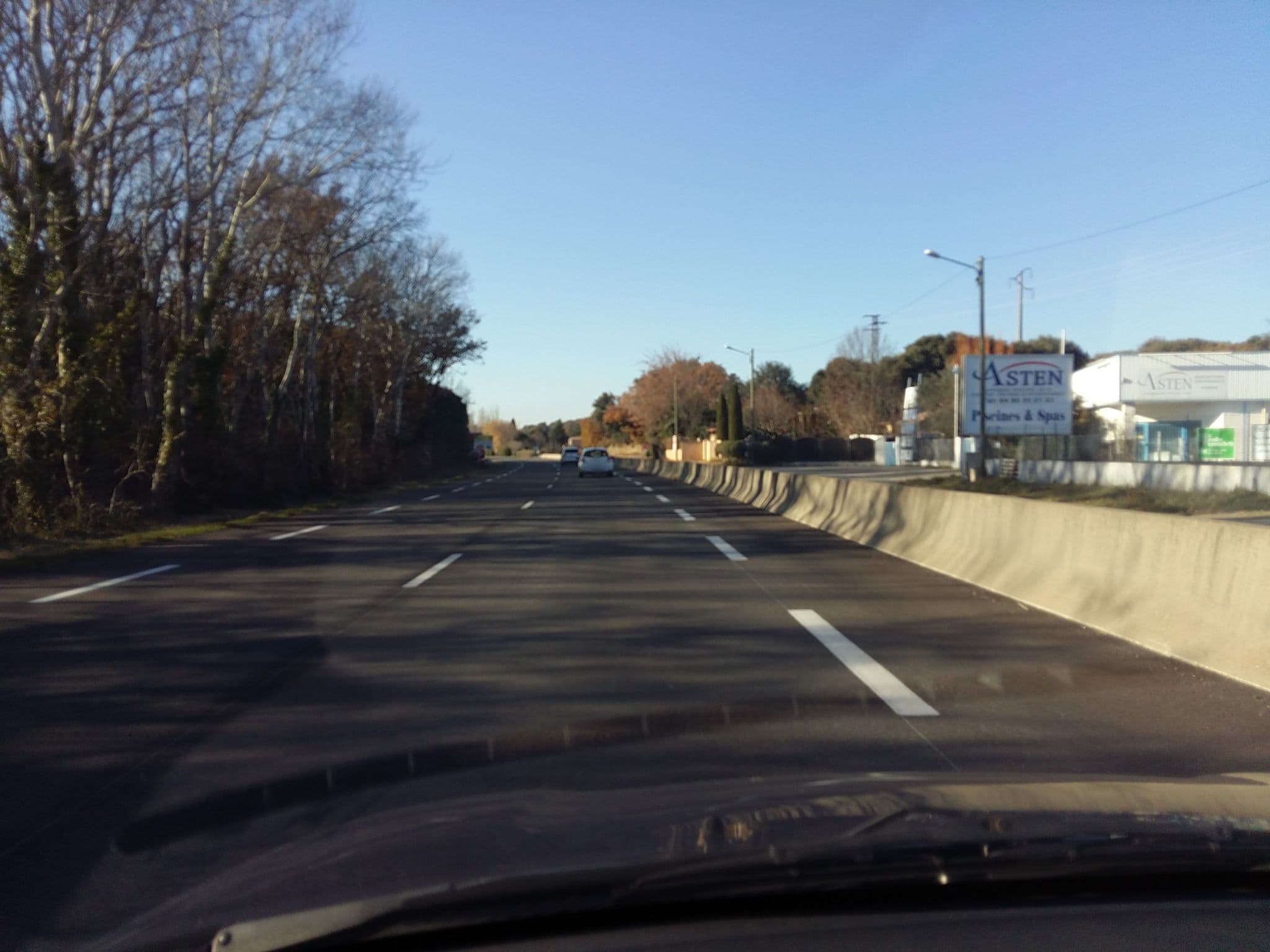 Street view near Gite de la Garène, Grillon — © zimmy (CC BY-SA · Mapillary)