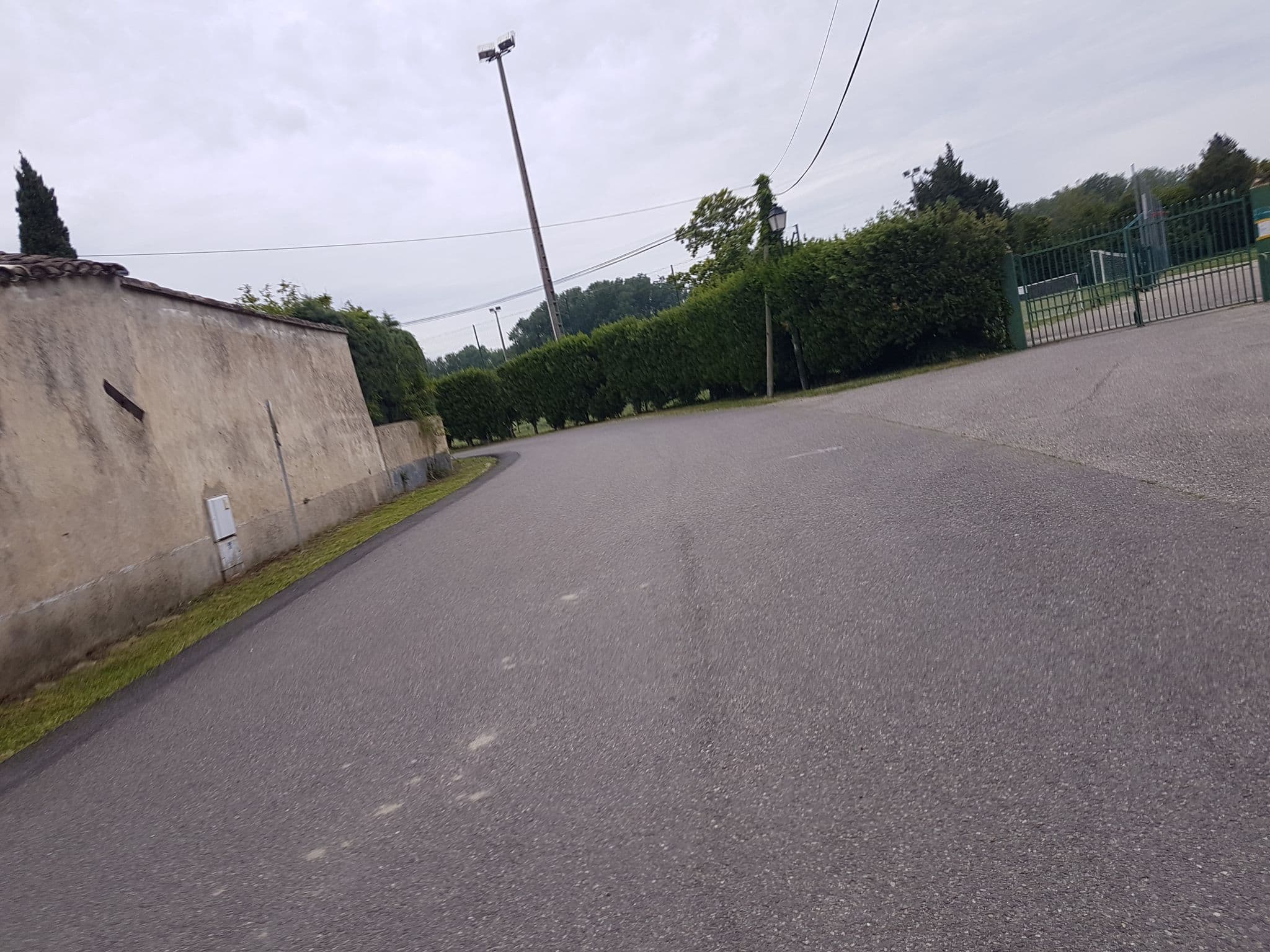Street view near Latournilone - Mornas, Mornas — © changchun1 (CC BY-SA · Mapillary)