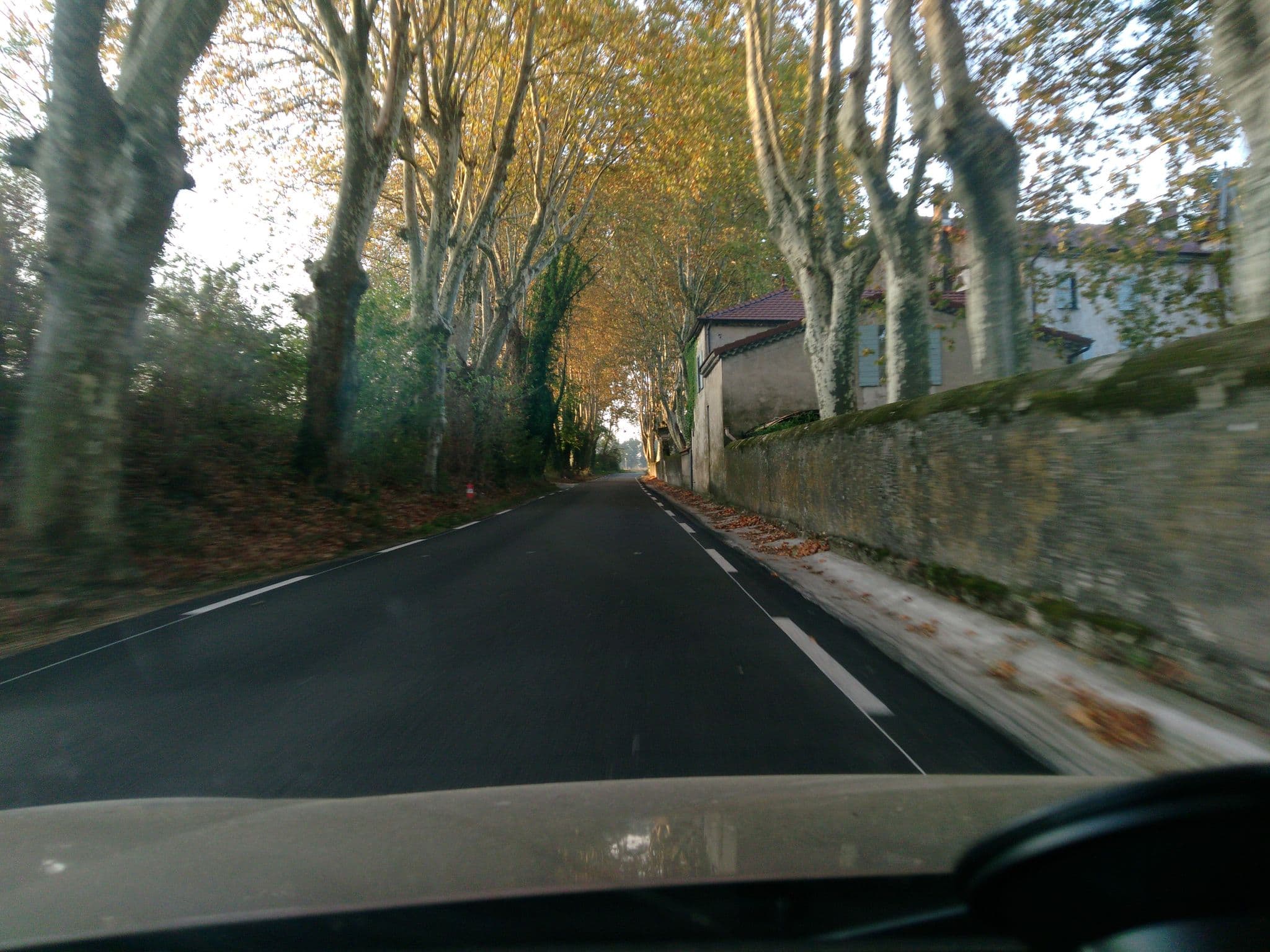 Street view near Domaine le Roure, Malataverne — © hedaide (CC BY-SA · Mapillary)