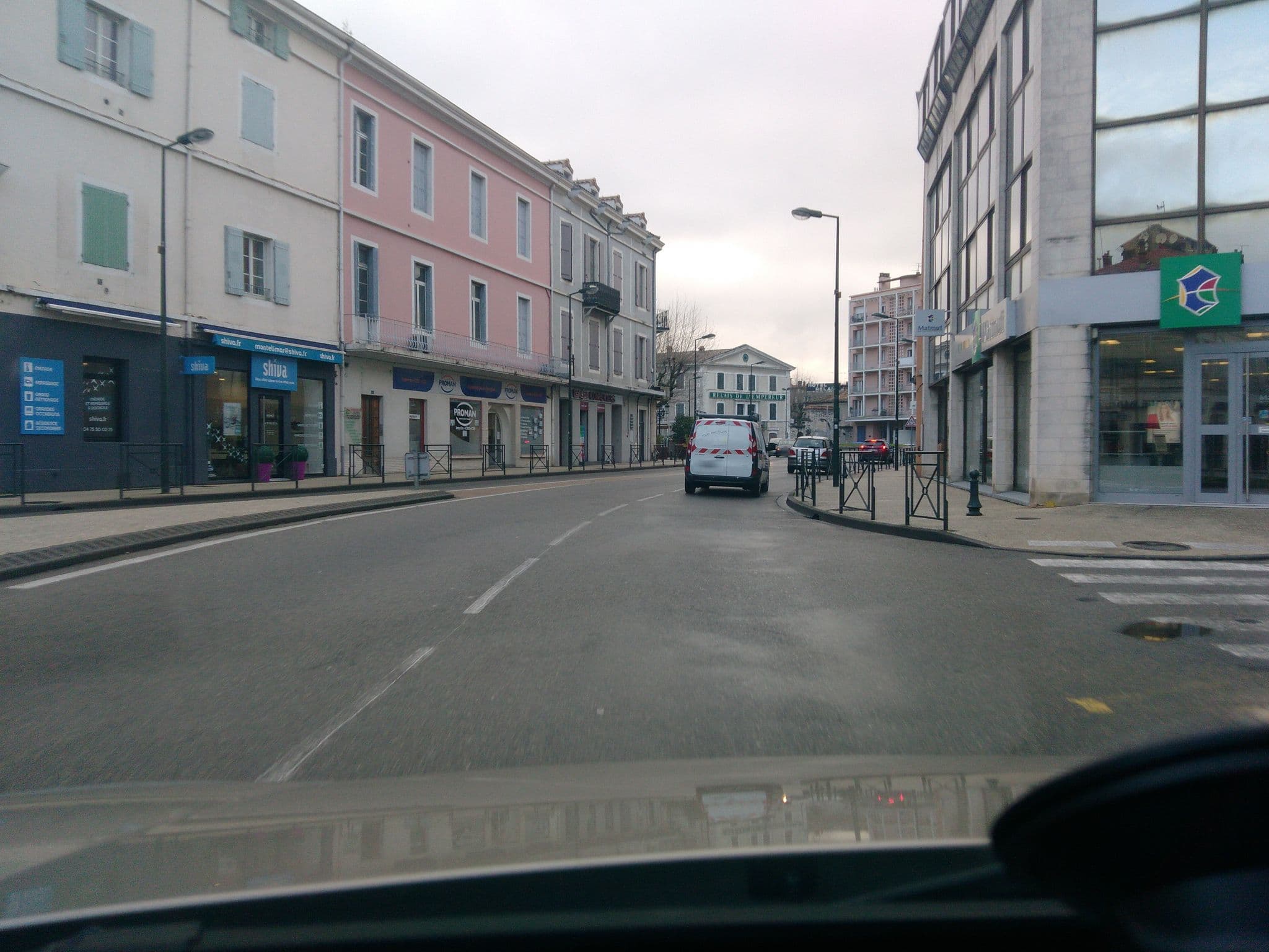 Street view near Appart Le Ventoux - Cœur de ville, chambre séparée, Montélimar — © hedaide (CC BY-SA · Mapillary)
