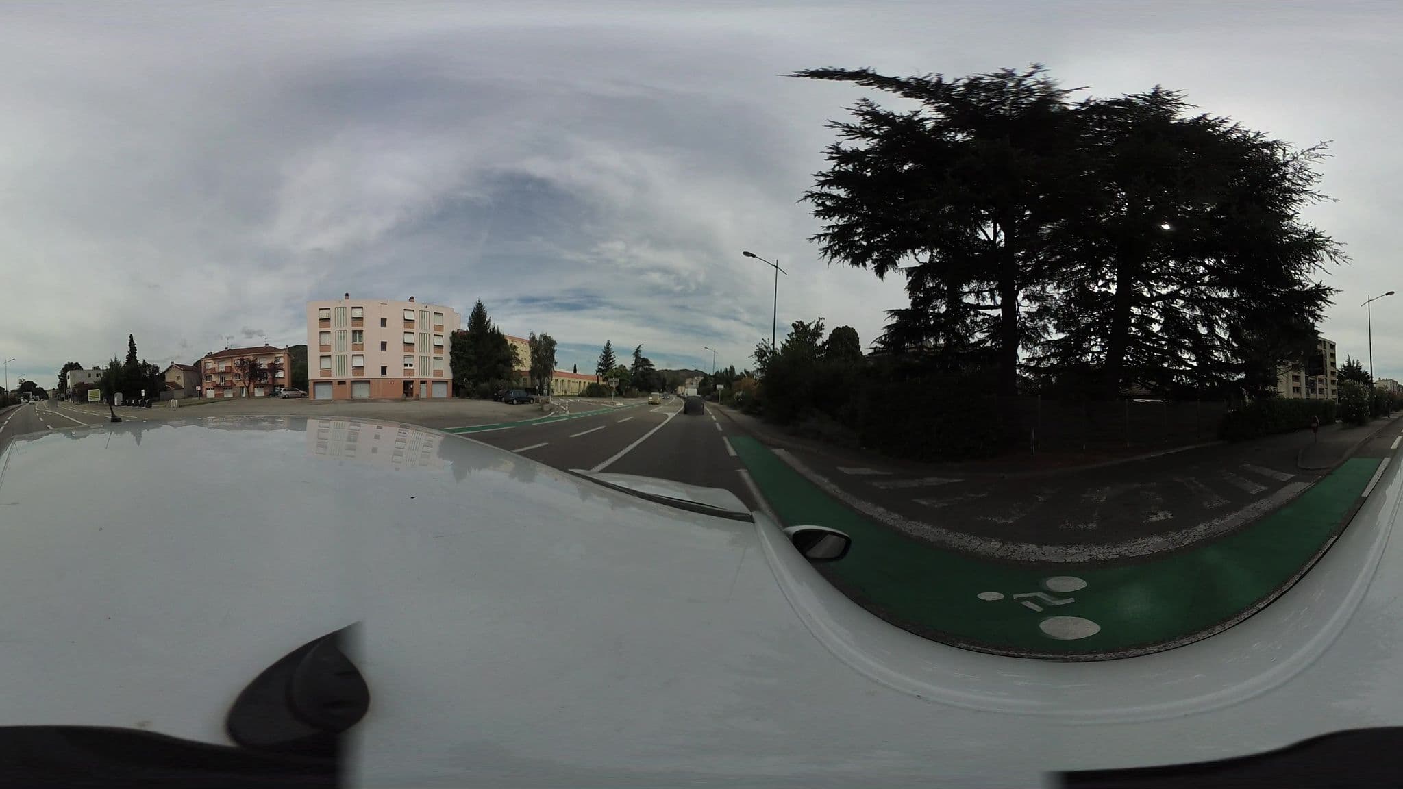 Street view near The Originals City, Hôtel Les Amandiers, Tain l'Hermitage (Inter-Hotel), Tournon-sur-Rhône — © arteragence (CC BY-SA · Mapillary)