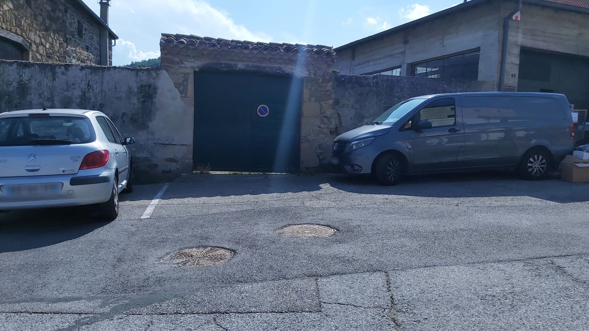Street view near Bonnet Fabienne, Félines — © lankalex (CC BY-SA · Mapillary)