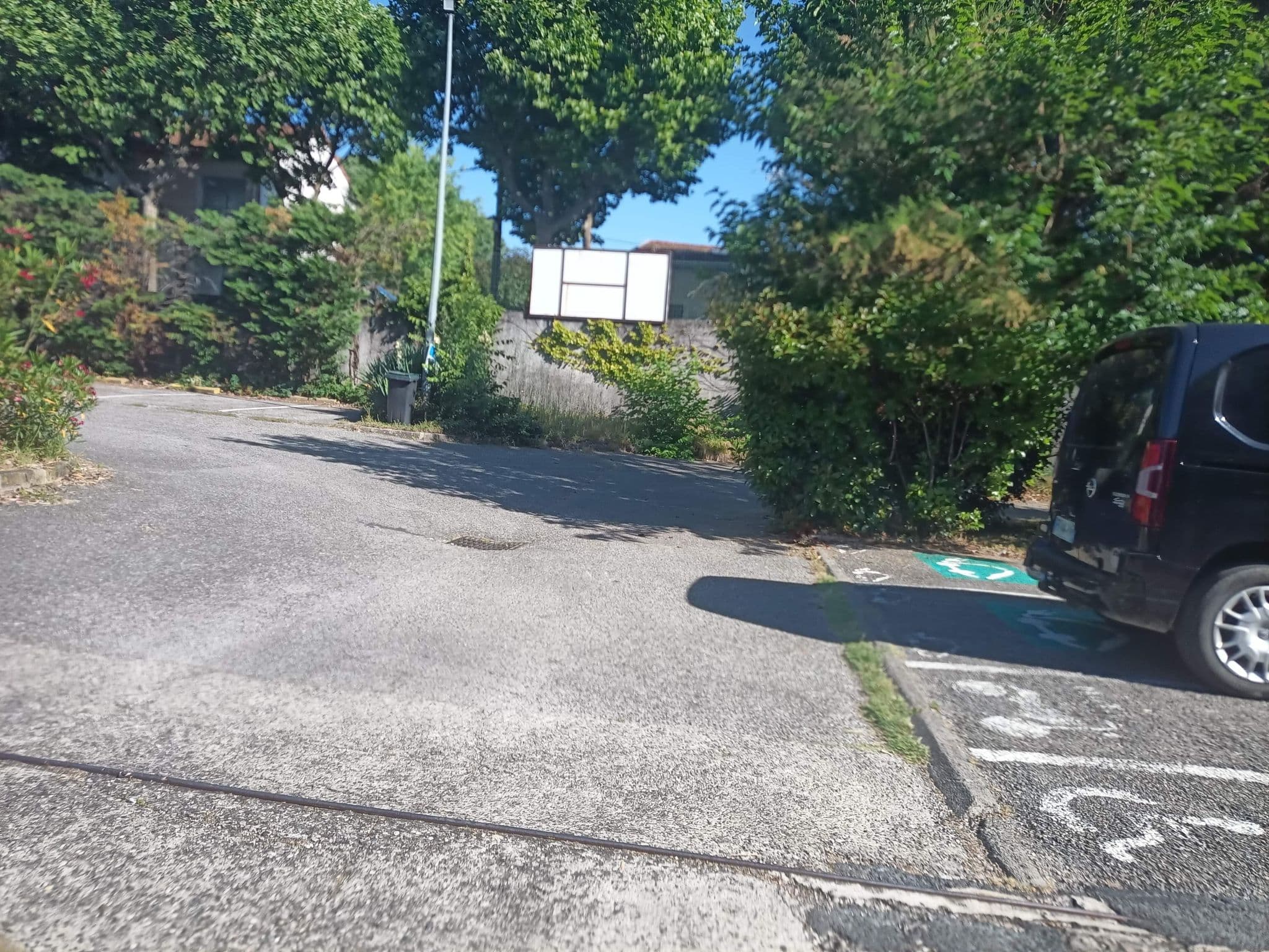 Street view near The Originals City, Le Clos des Tanneurs, Romans-sur-Isère (Inter-Hotel), Romans-sur-Isère — © connermacleod69 (CC BY-SA · Mapillary)