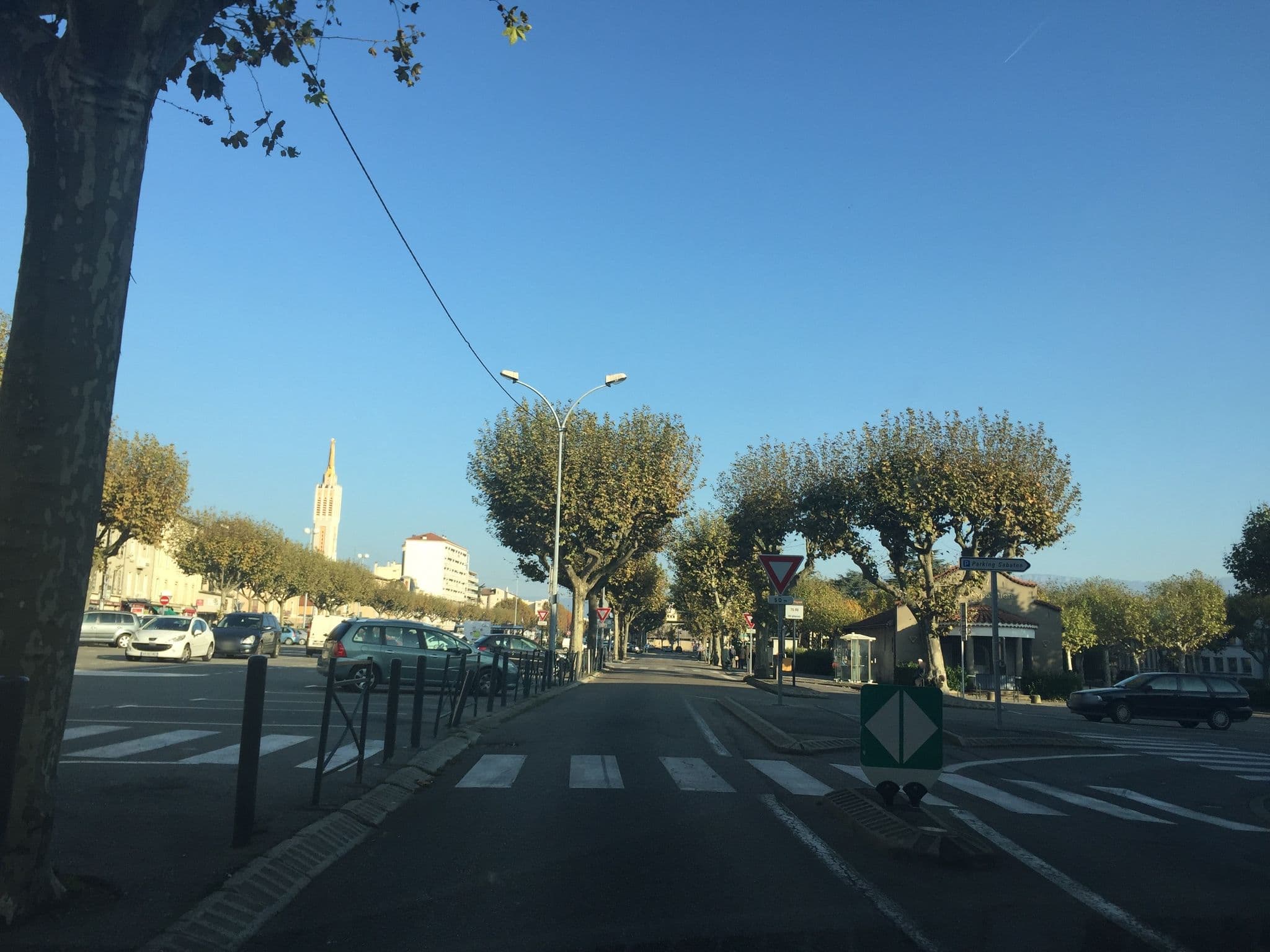 Street view near Selectour - Ailleurs Voyages, Romans-sur-Isère — © zimmy (CC BY-SA · Mapillary)