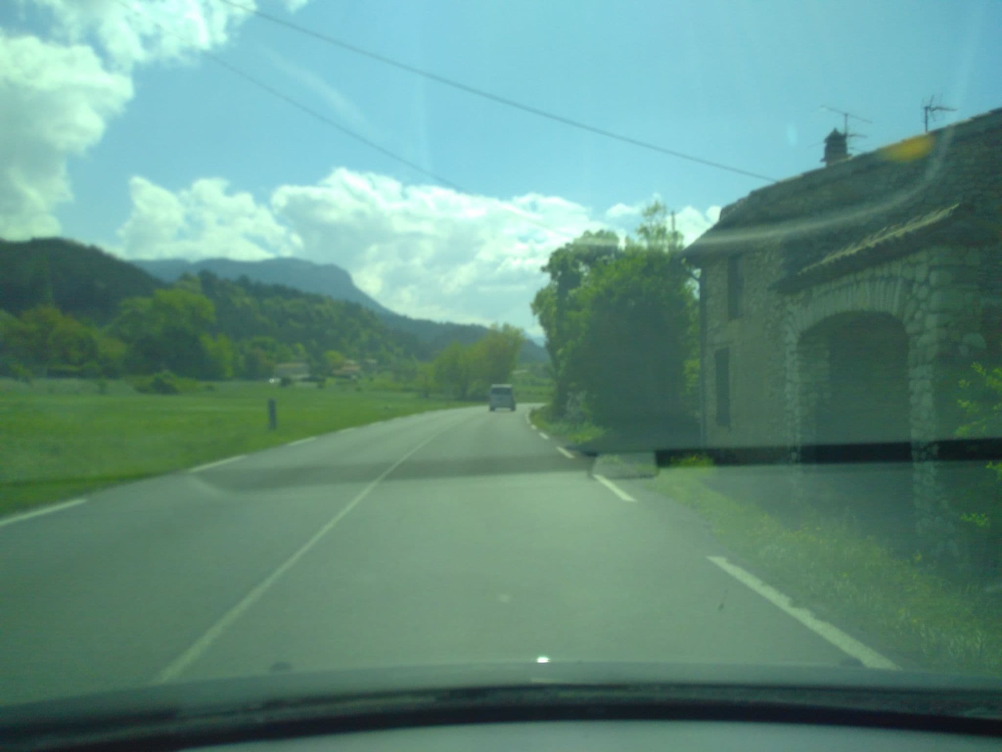Street view near Le Gite de la Lyre, Die — © marcp (CC BY-SA · Mapillary)