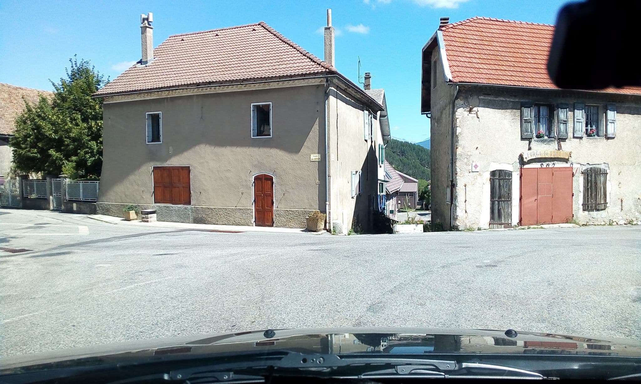 Street view near Kopacz Bernadette, Mens — © eric_s (CC BY-SA · Mapillary)