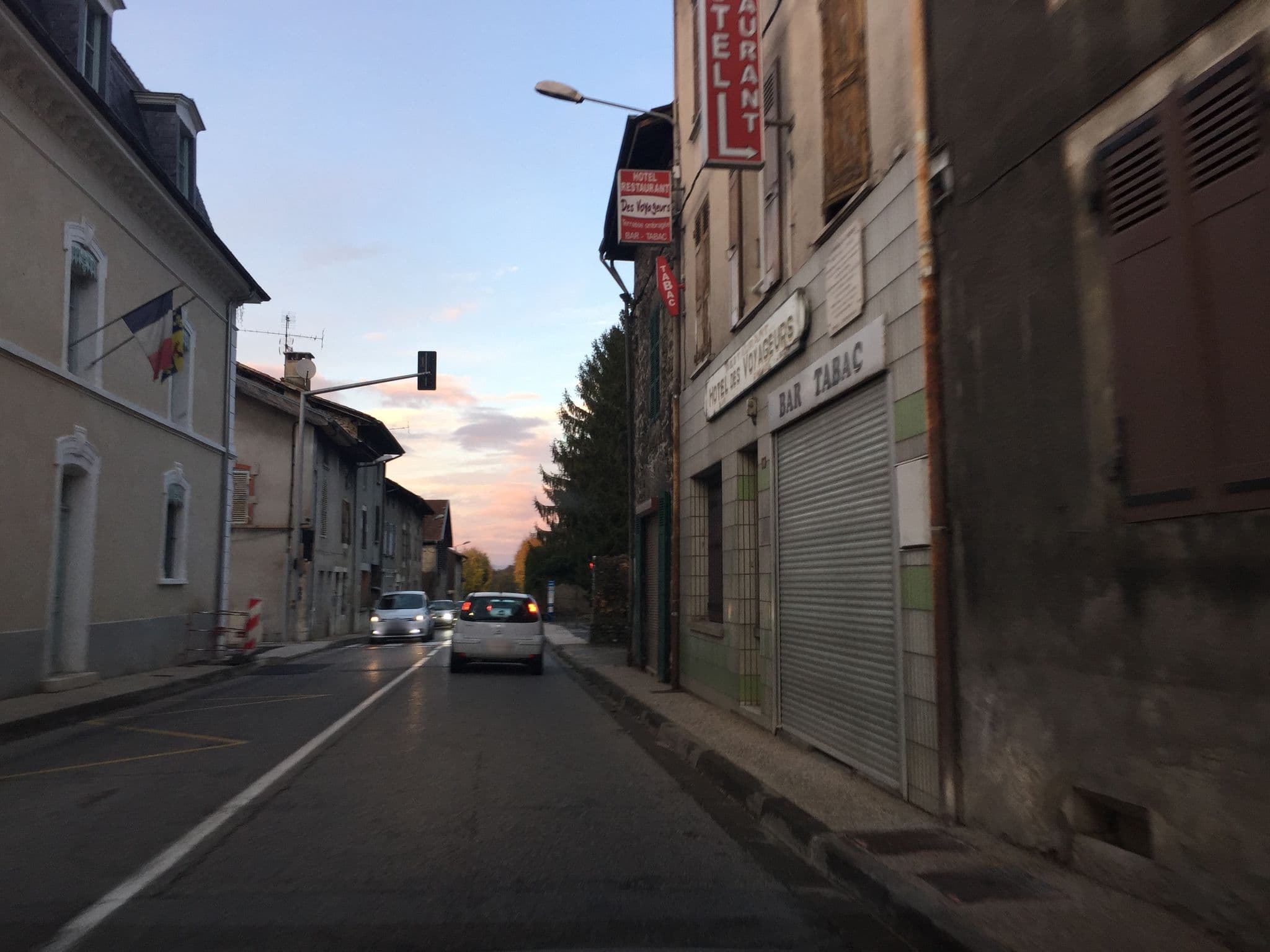 Street view near Hotel Les Voyageurs, Saint-Vérand — © pgiraud (CC BY-SA · Mapillary)