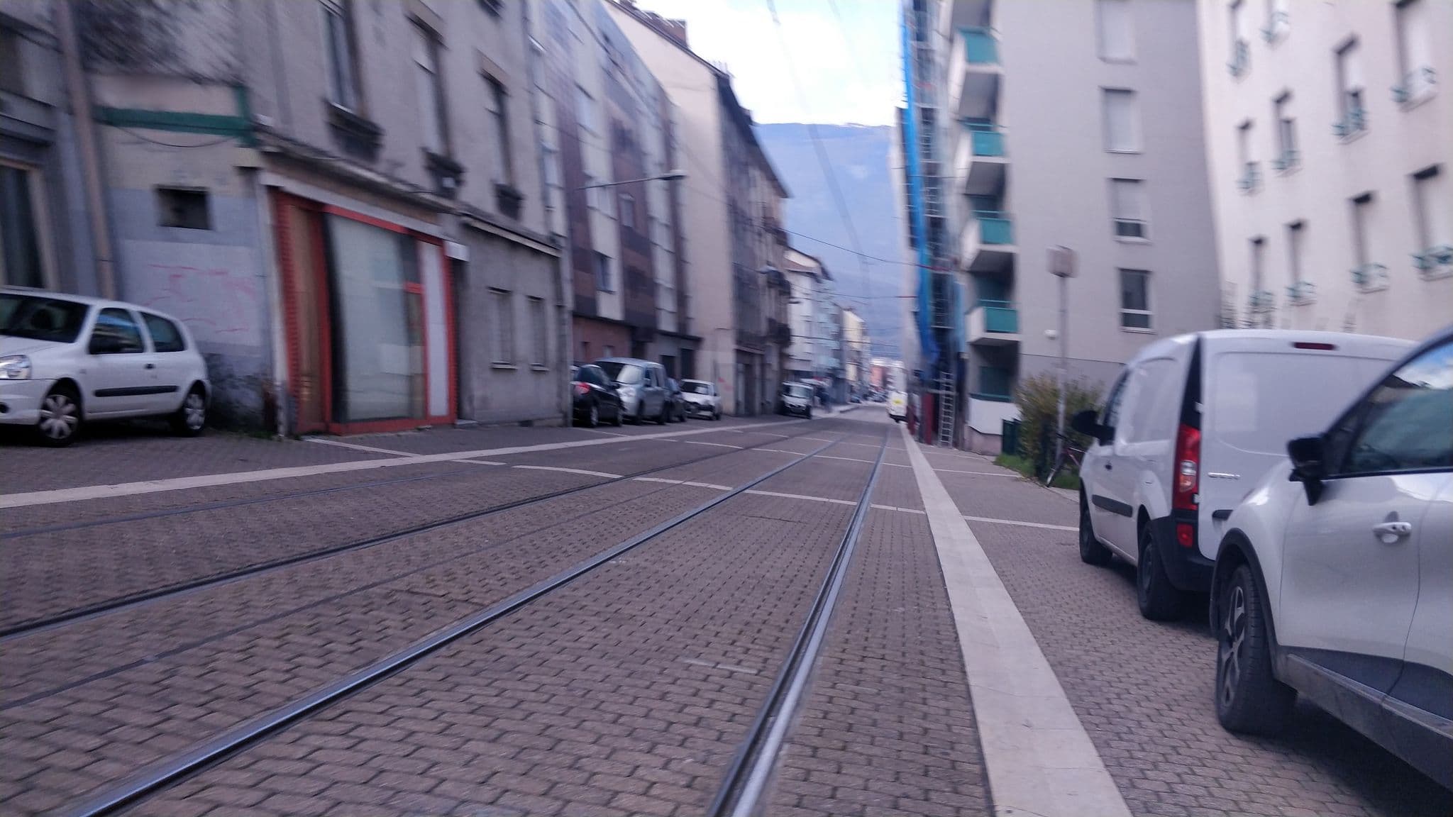 Street view near Residences Services Gestion, Fontaine — © zeriss (CC BY-SA · Mapillary)
