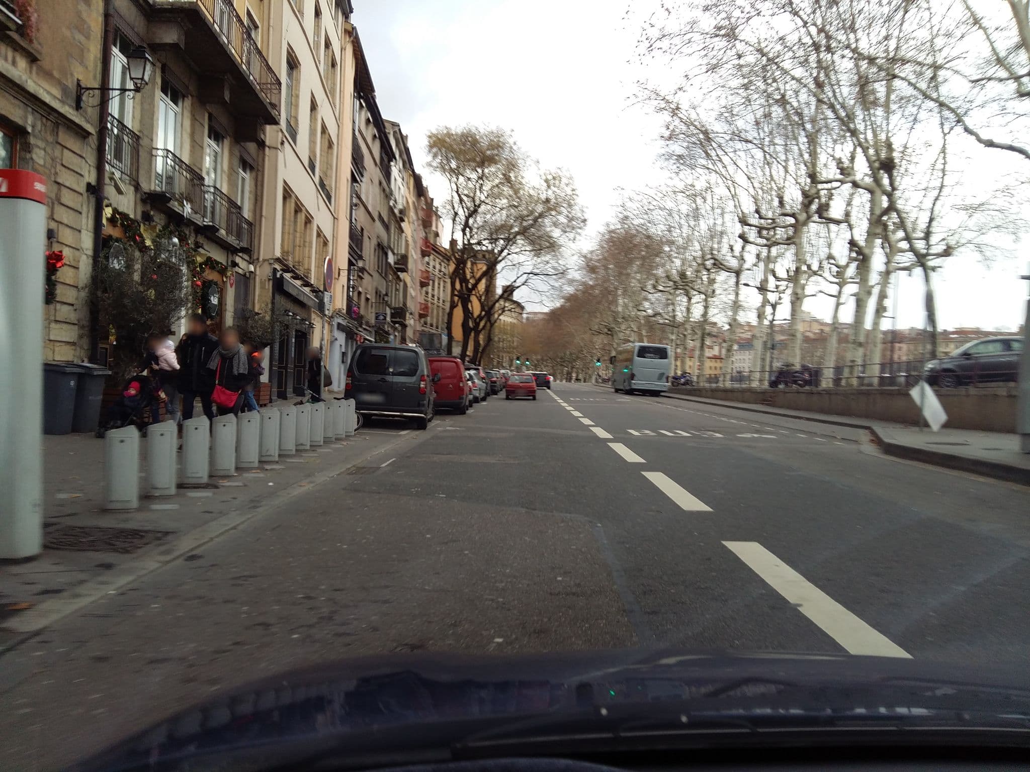 Street view near GuestReady, Lyon 05 — © zimmy (CC BY-SA · Mapillary)