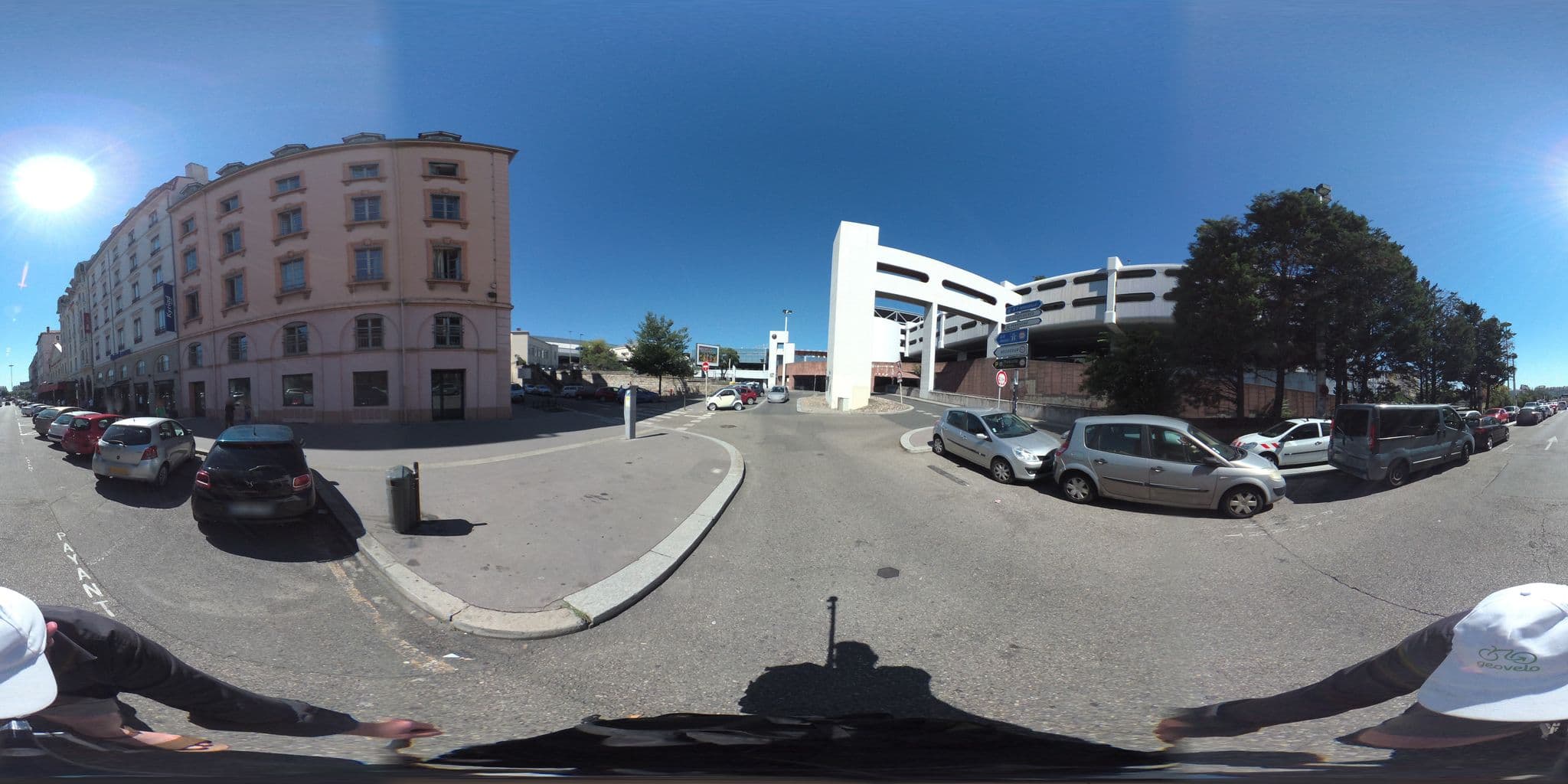 Street view near Hôtel Central Lyon Perrache, Lyon 02 — © simon_geovelo (CC BY-SA · Mapillary)