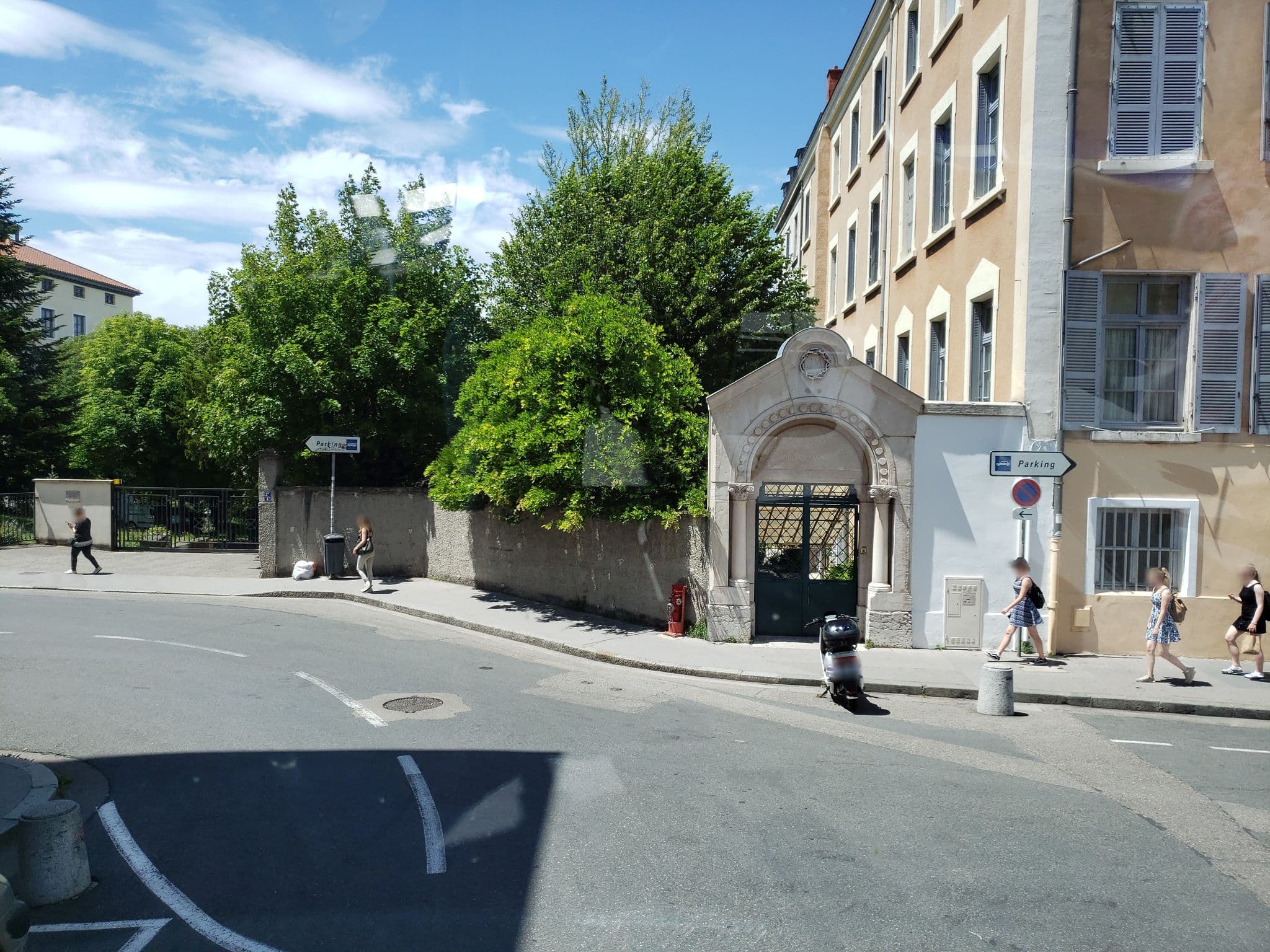 Street view near Apart'Observatoire Saint Jean, Lyon 05 — © mapfool (CC BY-SA · Mapillary)