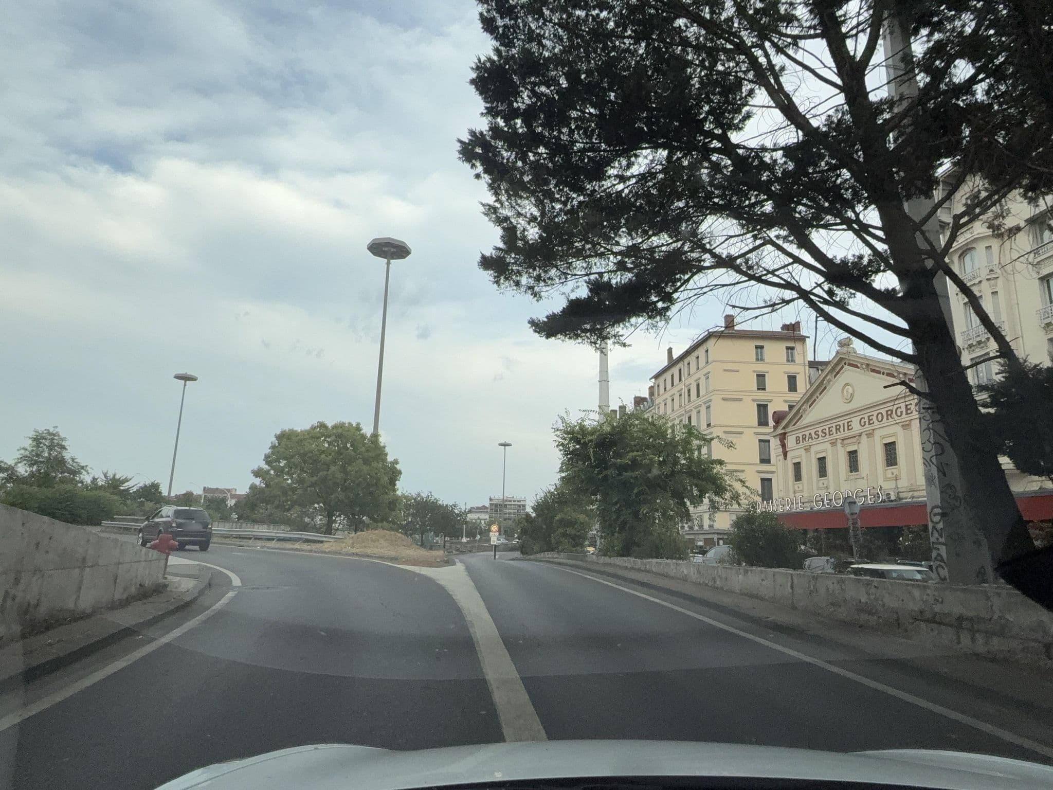 Street view near Hotel Central, Lyon 02 — © ottor (CC BY-SA · Mapillary)