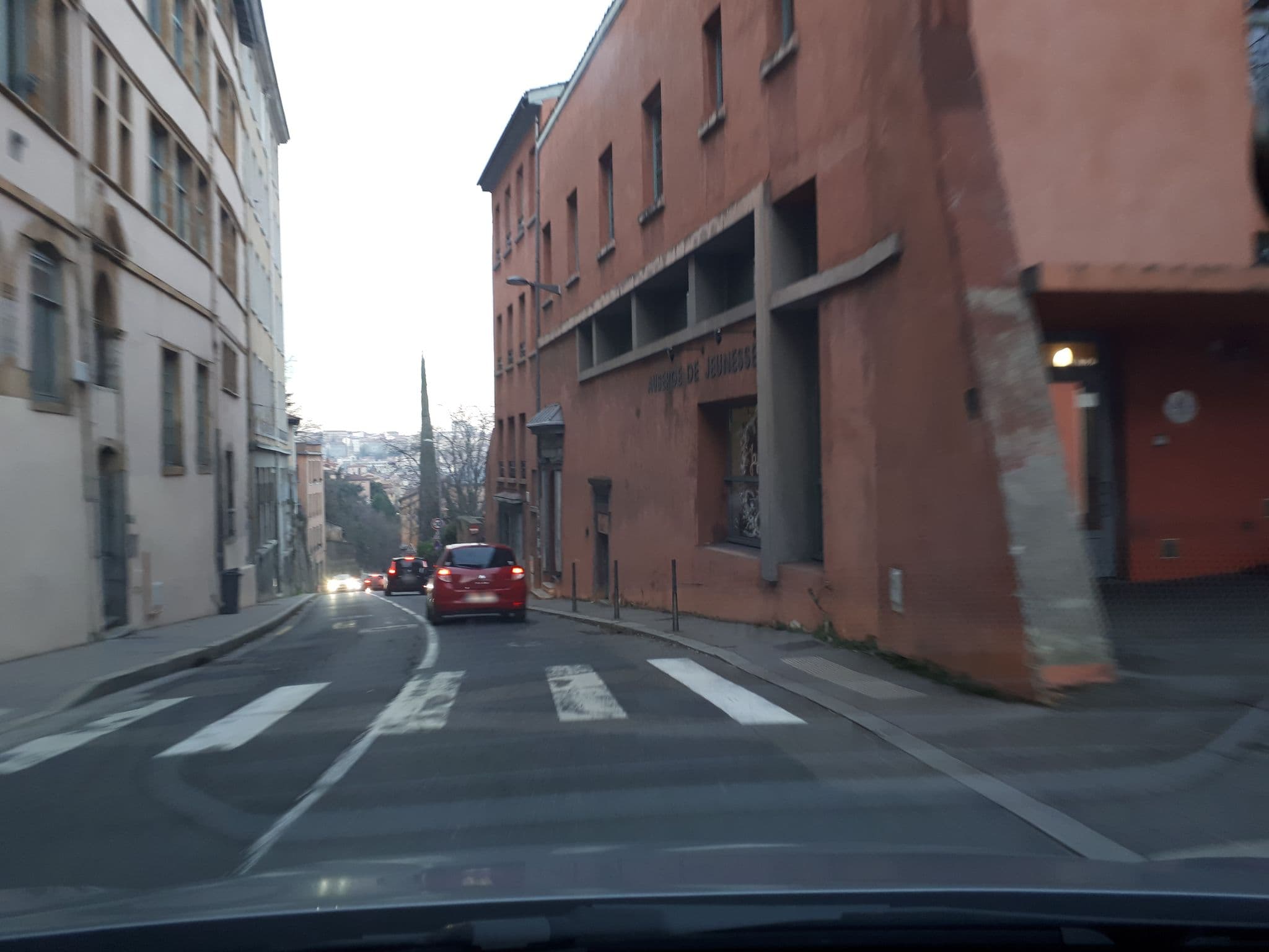 Street view near Auberge de jeunesse du Vieux Lyon, Lyon 05 — © quicky (CC BY-SA · Mapillary)