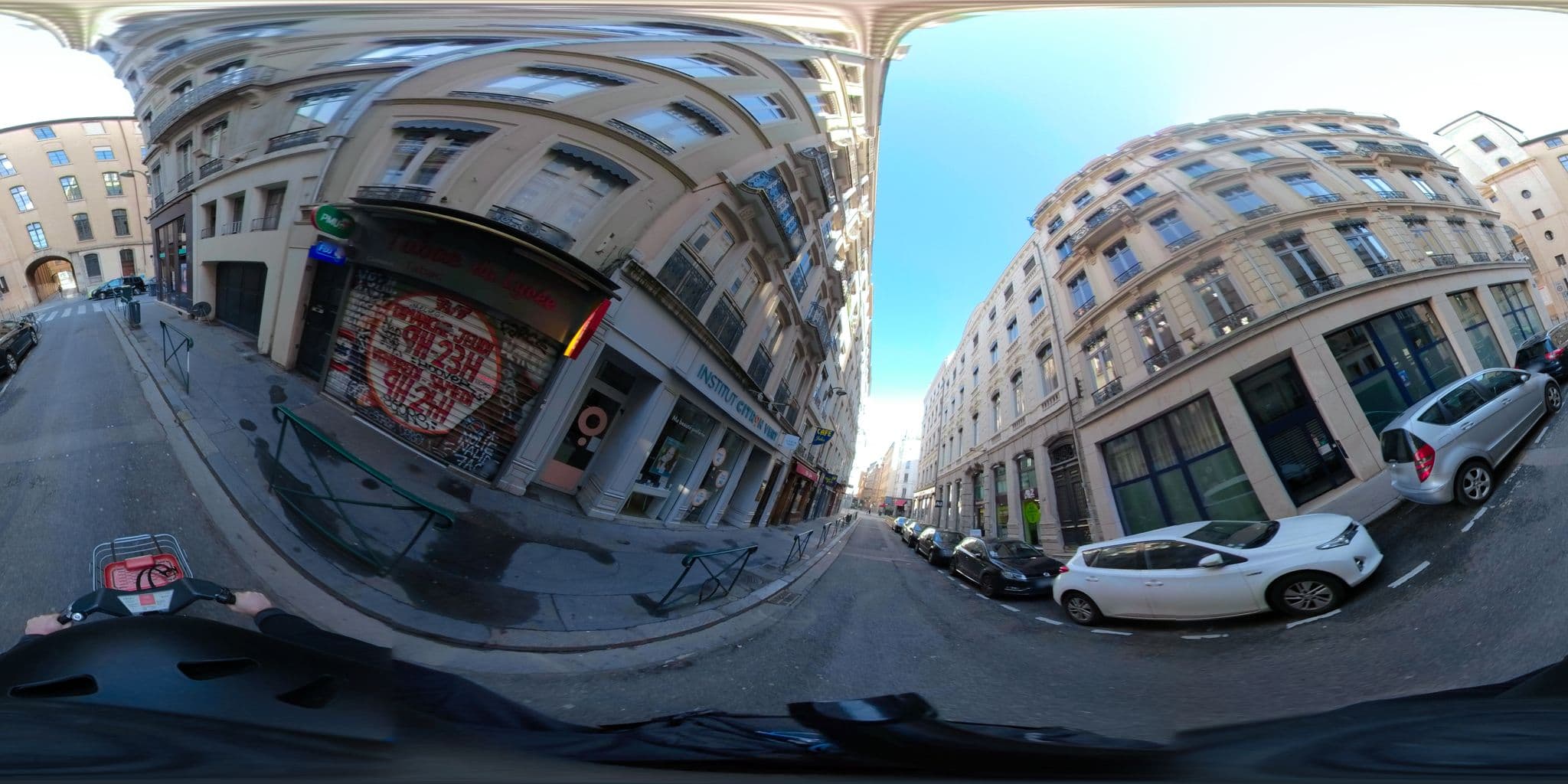 Street view near counter hostel, Lyon 01 — © po_gregoire (CC BY-SA · Mapillary)