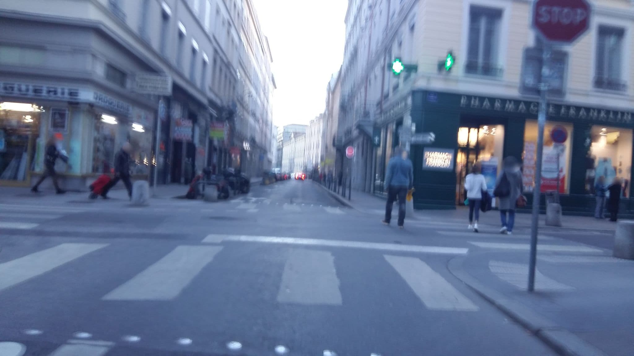 Street view near Patchwork, Lyon 02 — © blueberry (CC BY-SA · Mapillary)