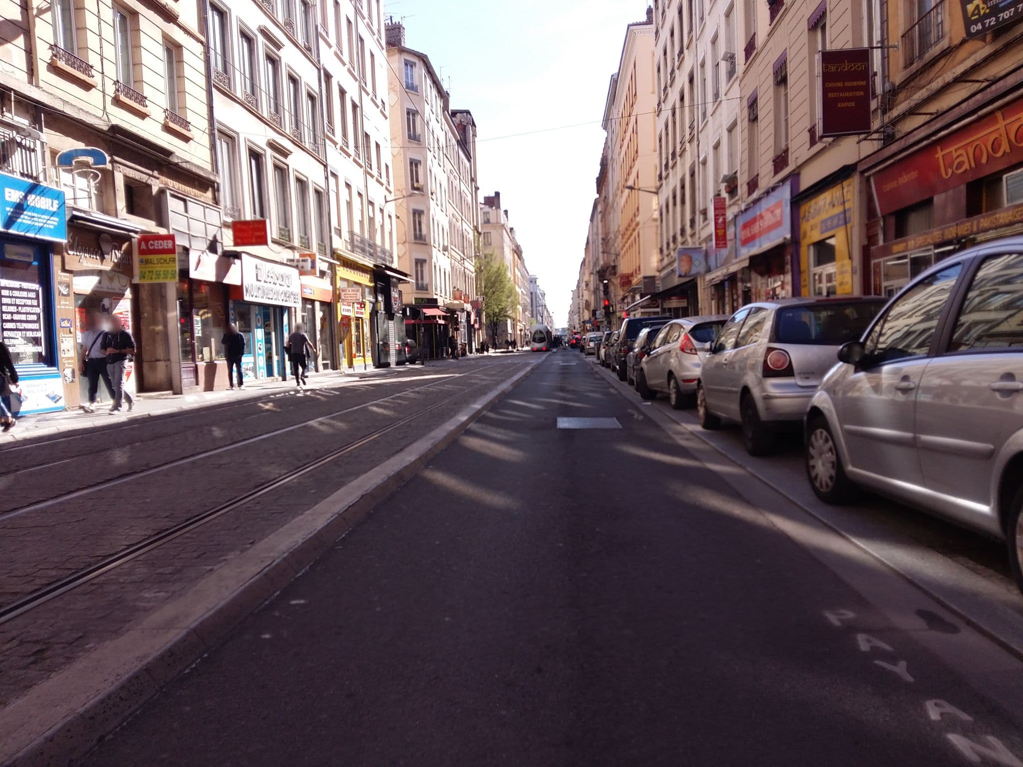 Street view near Abrit Mourad, Lyon — © blueberry (CC BY-SA · Mapillary)