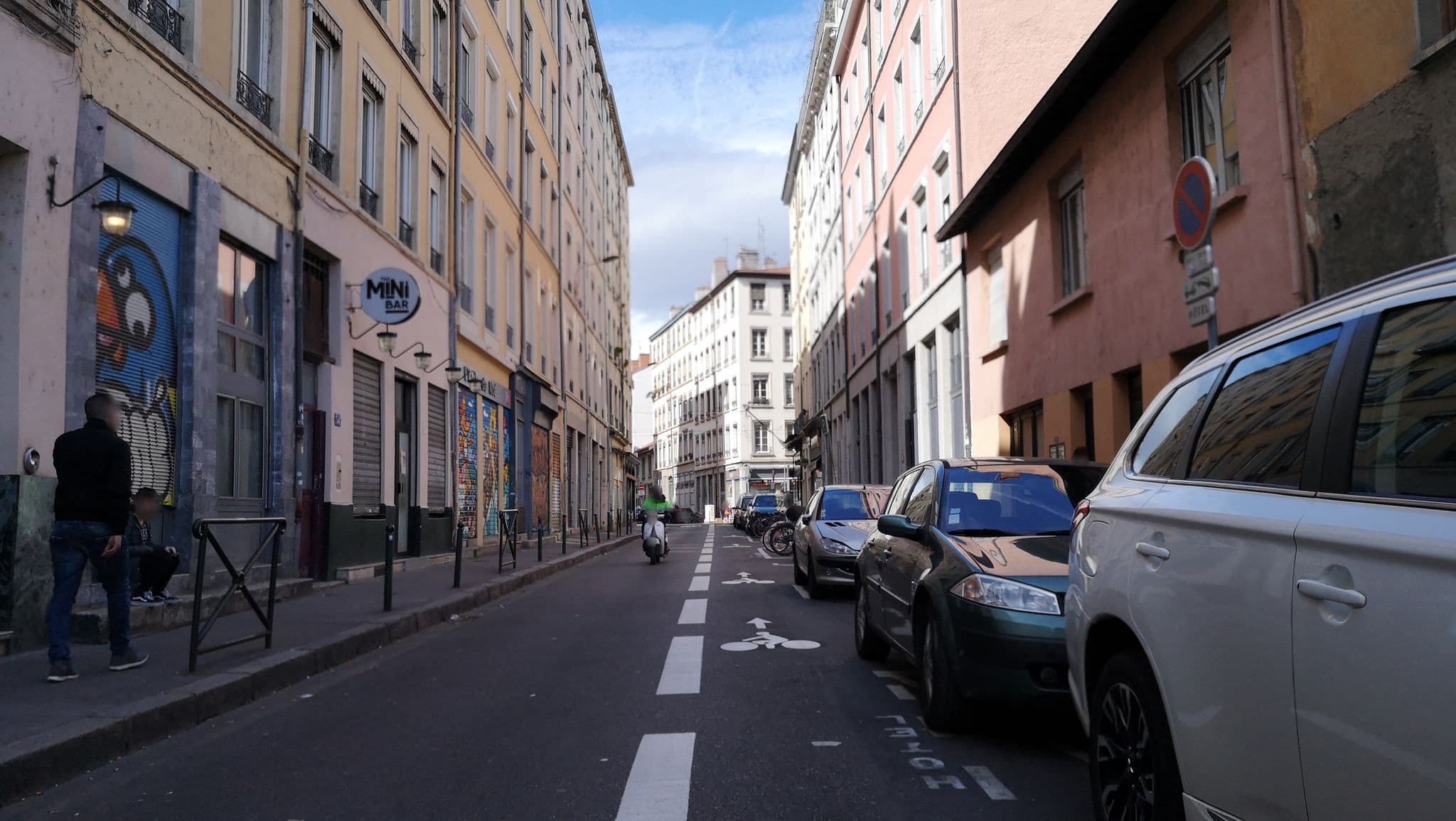 Street view near Hôtel Montesquieu, Lyon — © blueberry (CC BY-SA · Mapillary)