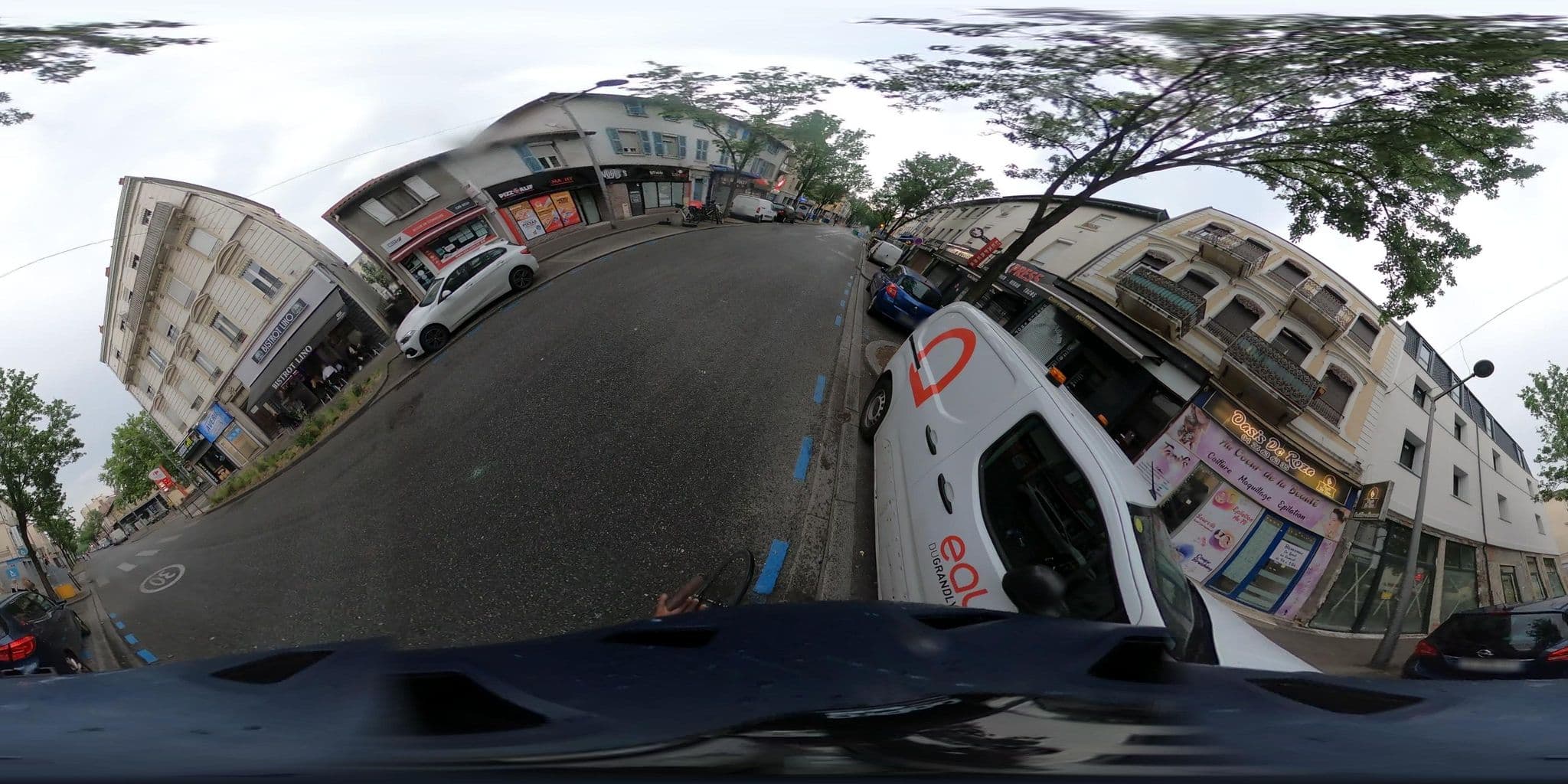 Street view near Selectour - Lamia Voyages, Saint-Fons — © Yann__Lyteco (CC BY-SA · Mapillary)