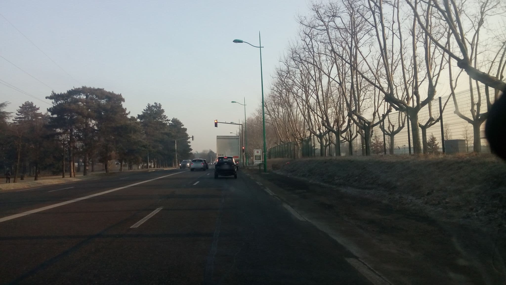 Street view near Eperon, Vénissieux — © bmortgat (CC BY-SA · Mapillary)
