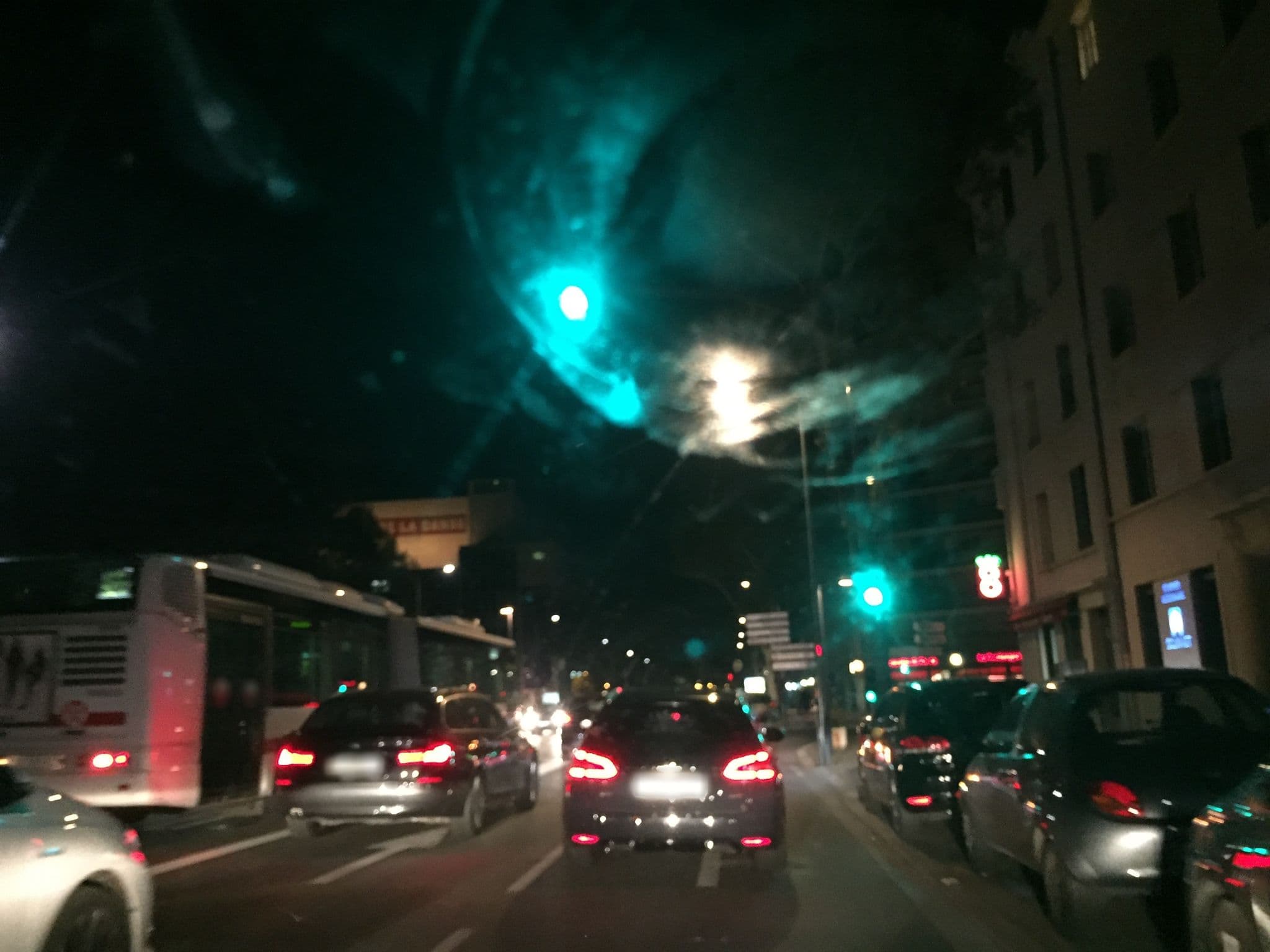 Street view near Videomatic, Lyon 08 — © thepriben (CC BY-SA · Mapillary)