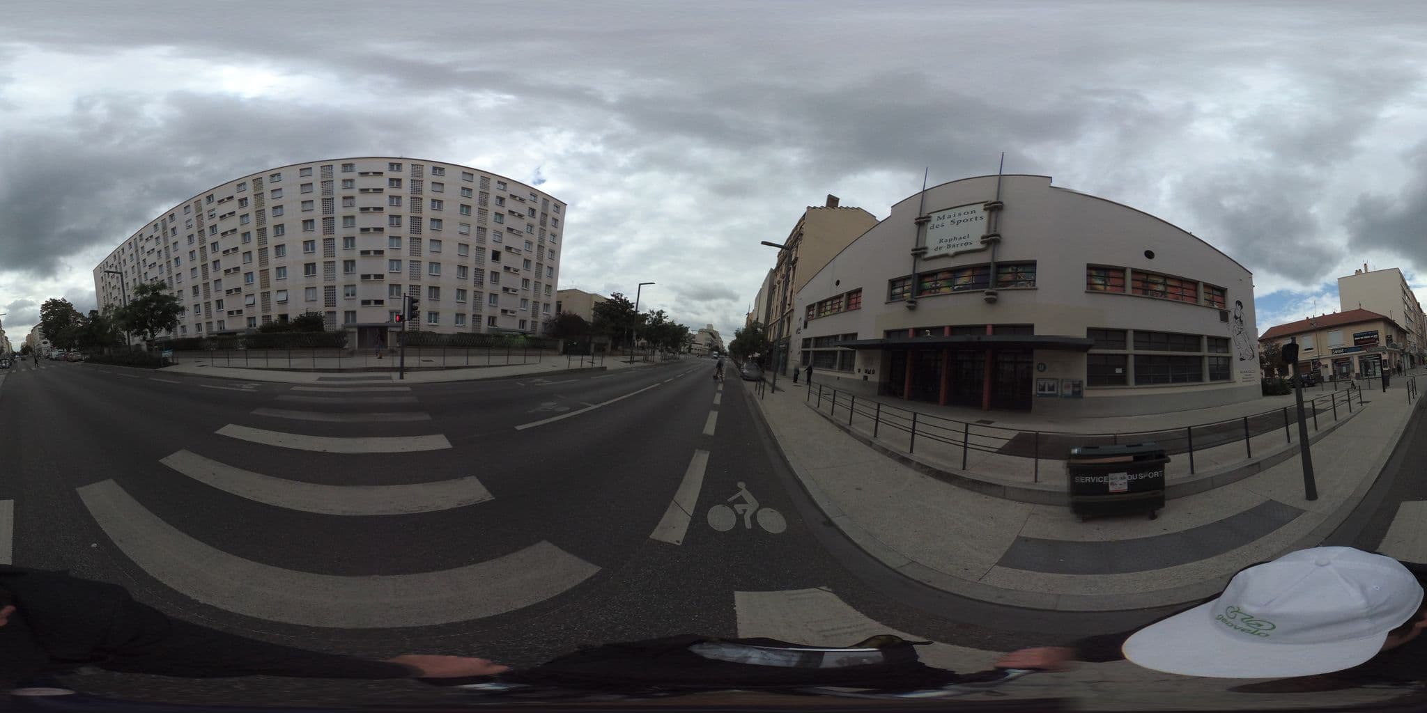 Street view near Appartement, Villeurbanne — © geovelo (CC BY-SA · Mapillary)