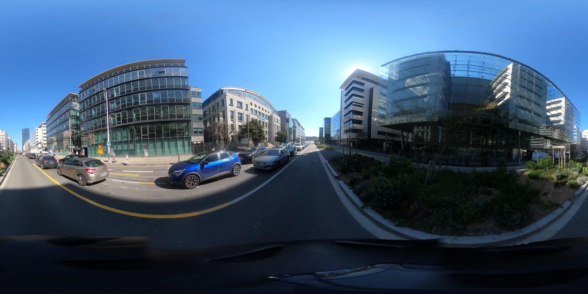 Street view near Park & Suites Prestige Lyon Part-Dieu, Lyon — © yann__lyteco__bhns (CC BY-SA · Mapillary)