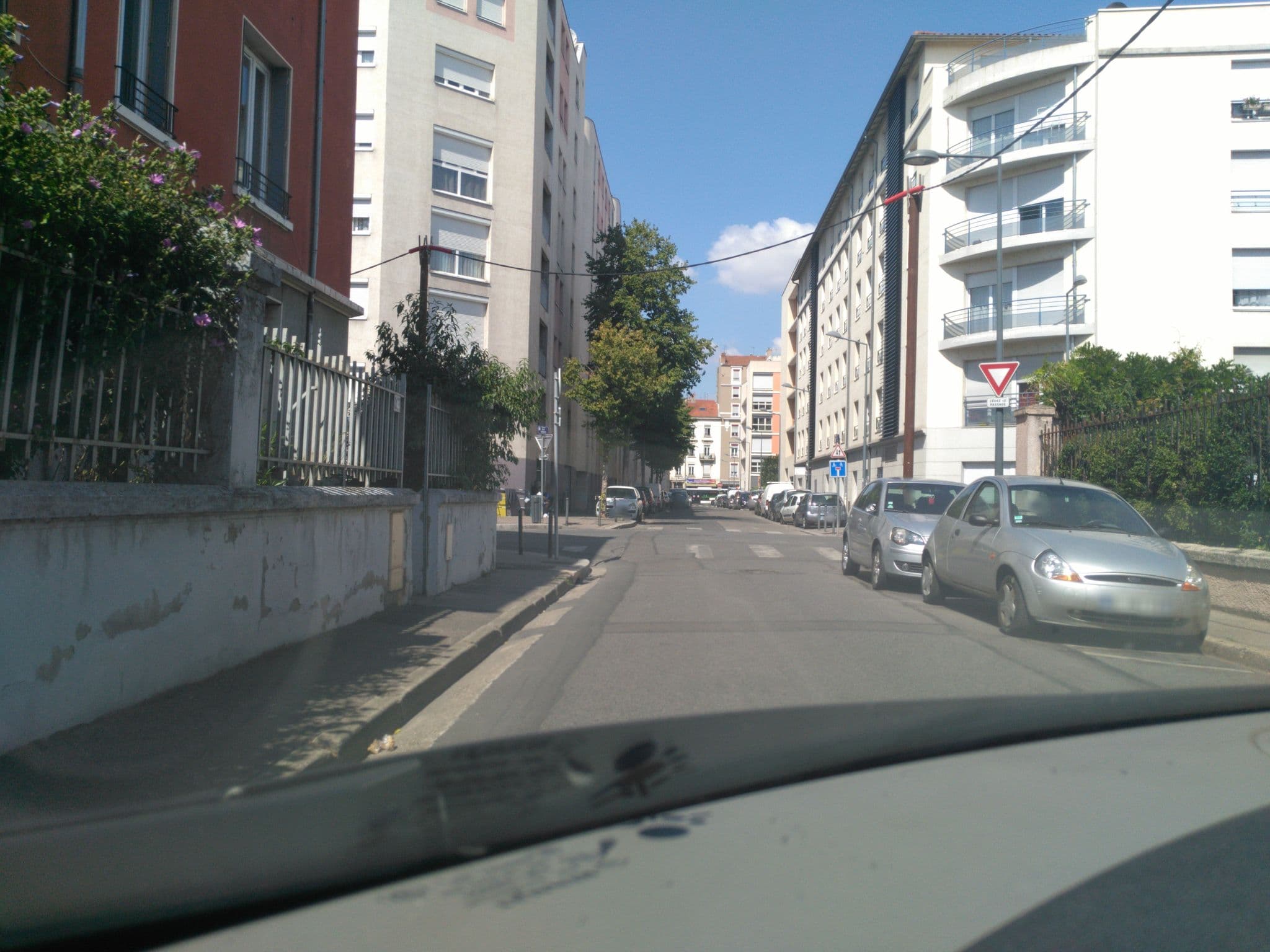 Street view near Apt spacieux proche Lyon Guillotte, Villeurbanne — © vho (CC BY-SA · Mapillary)