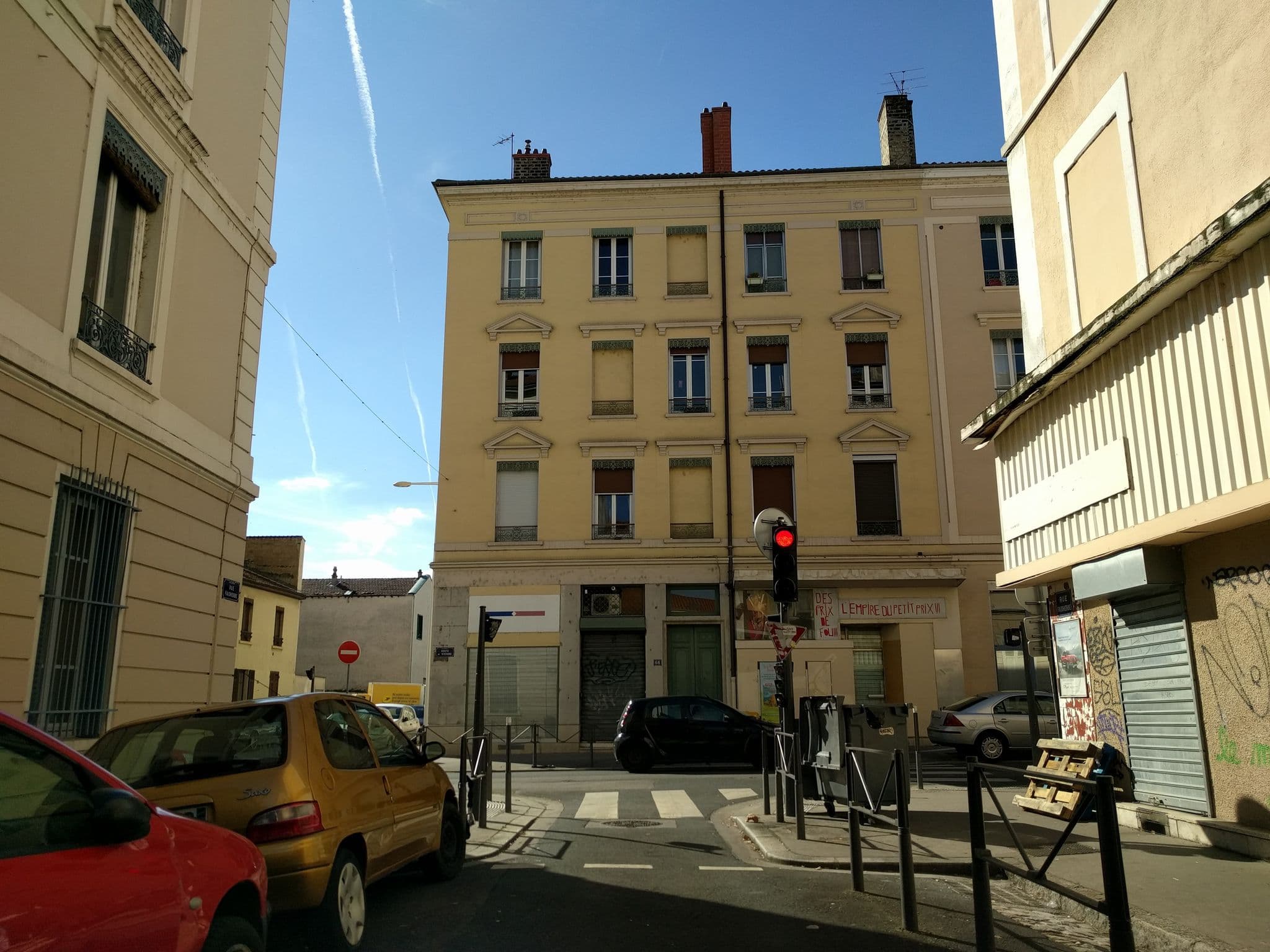 Street view near Le Nid Lyonnais, Lyon 07 — © mappy_sa (CC BY-SA · Mapillary)