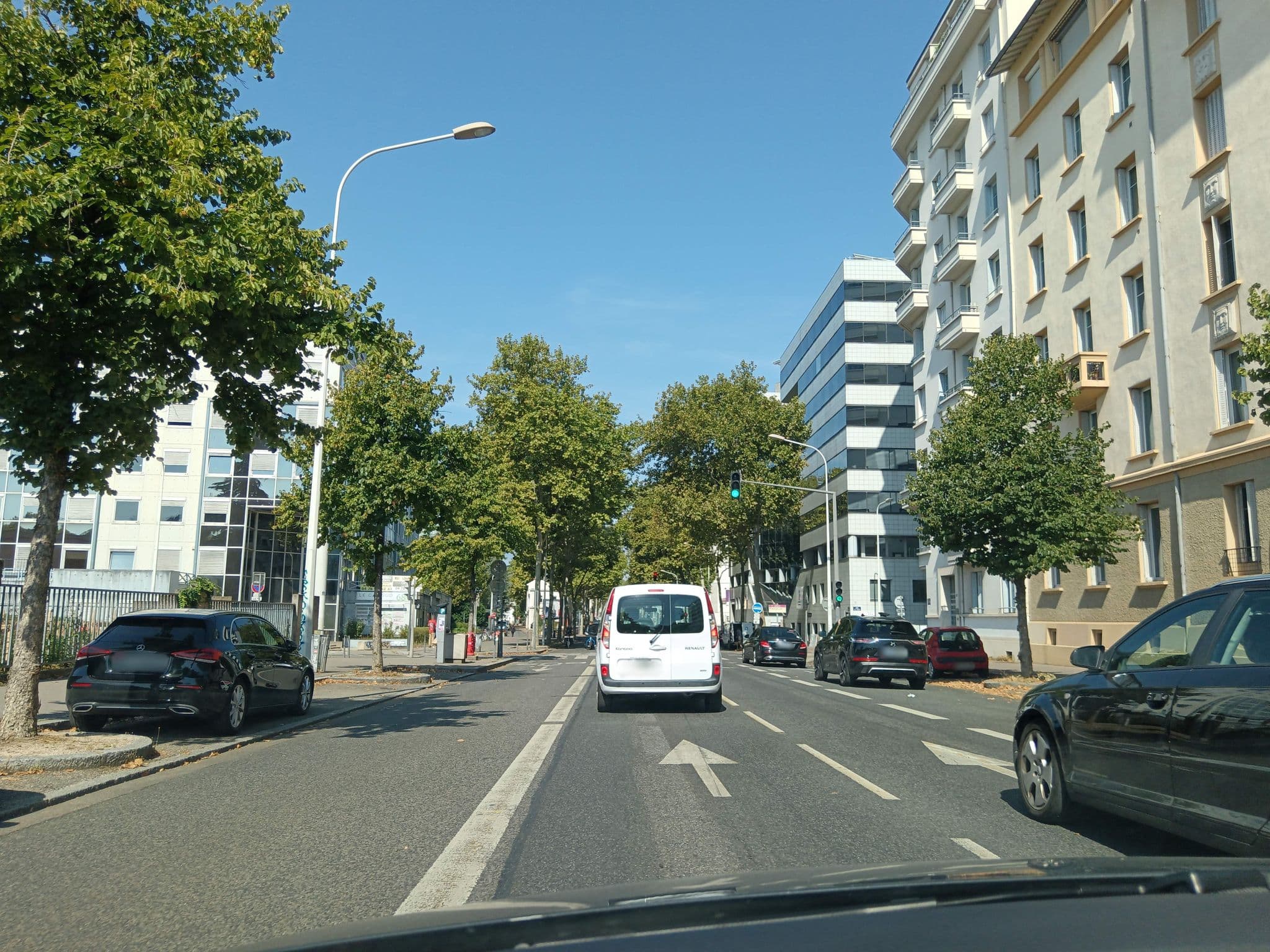Street view near Lyon Appart Hôtel, Lyon 08 — © CutKziG (CC BY-SA · Mapillary)