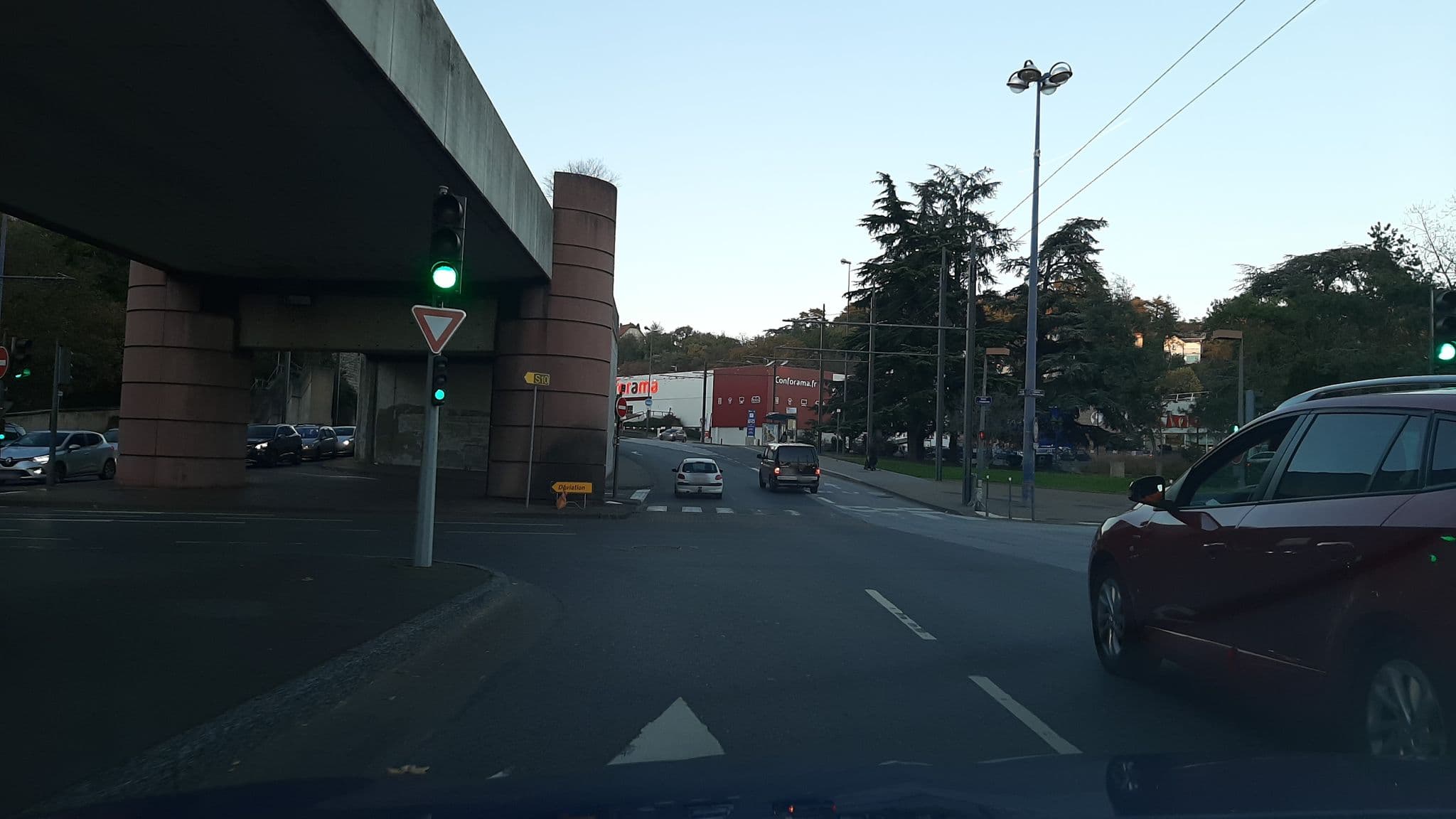 Street view near Park & Suites Saint Clair, Caluire-et-Cuire — © rodo69 (CC BY-SA · Mapillary)