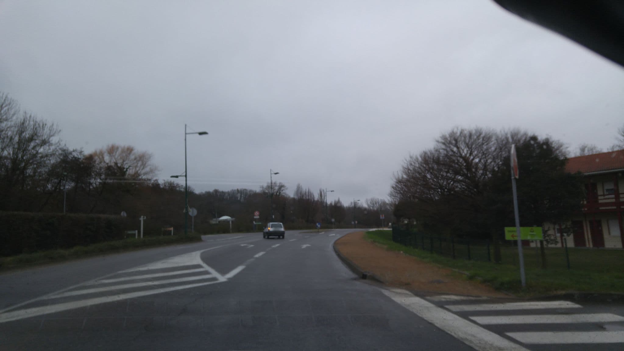 Street view near L'Auberge EverHotel Villefontaine, Villefontaine — © laurent_38 (CC BY-SA · Mapillary)