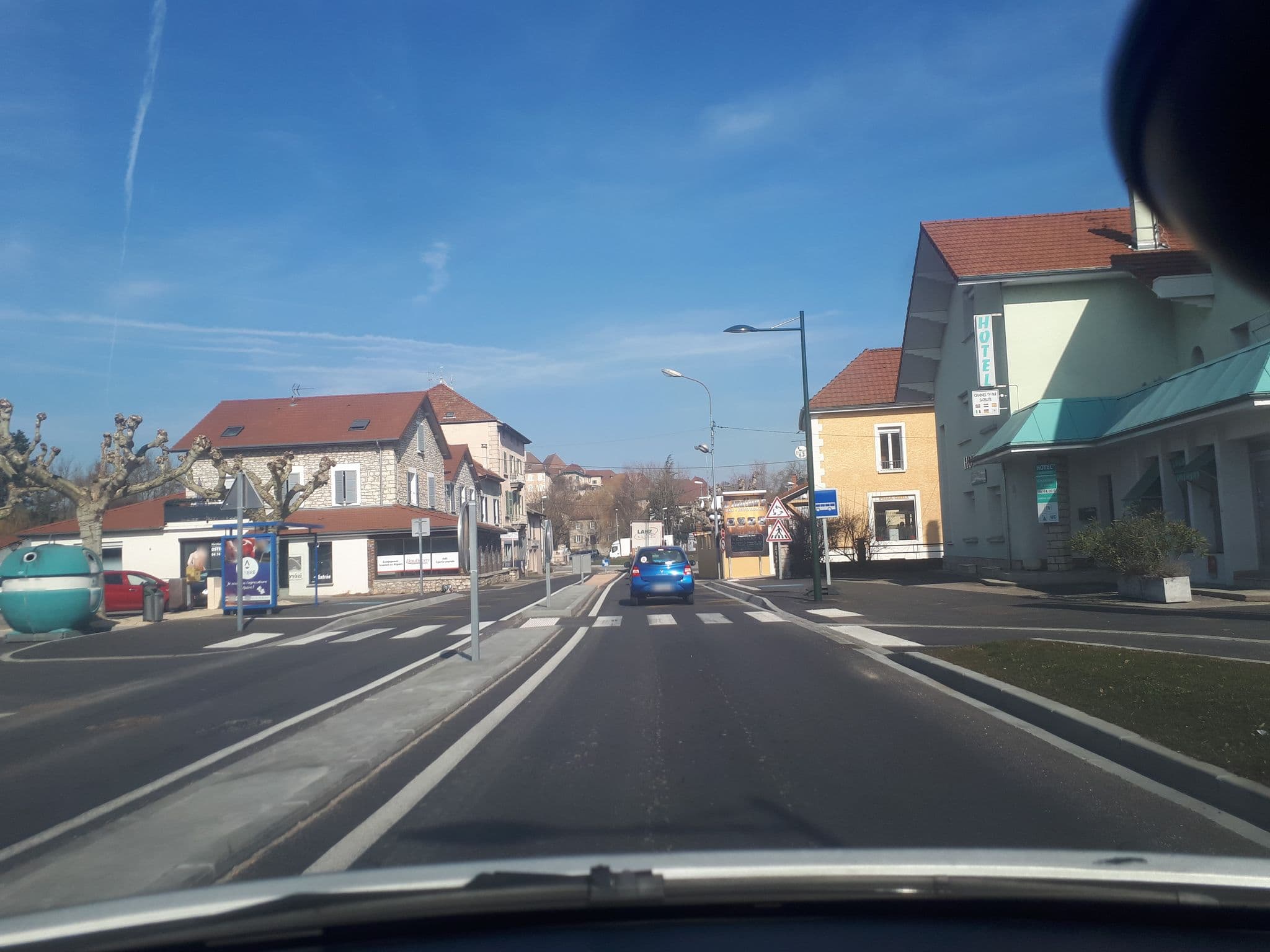 Street view near Hotel Servotel, Morestel — © quicky (CC BY-SA · Mapillary)
