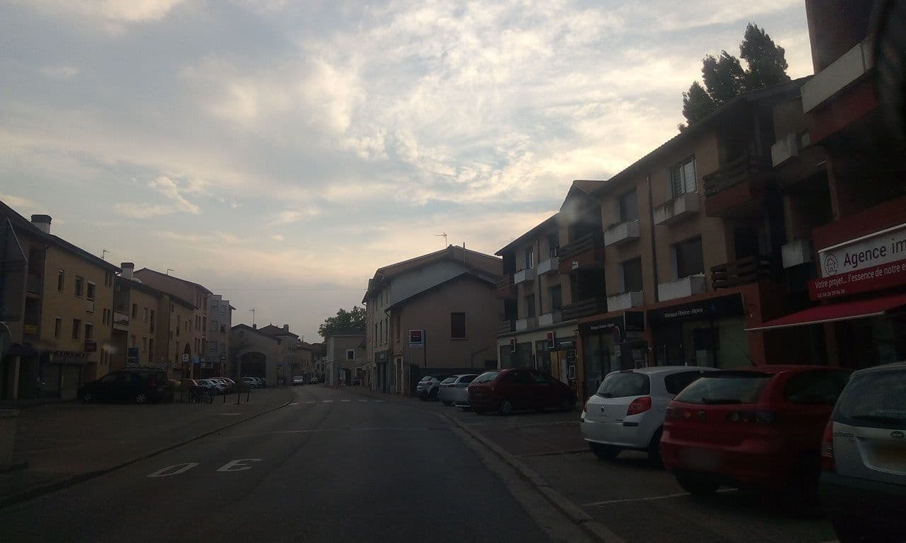 Street view near Vacances et Loisirs Pour Enfants, Genas — © dupoxy (CC BY-SA · Mapillary)