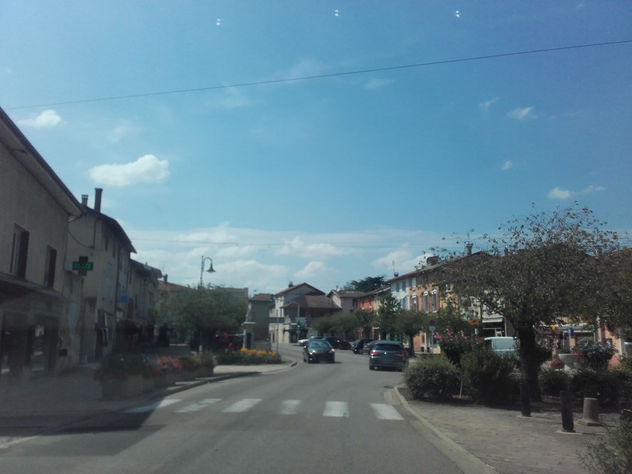Street view near Adam Catherine, Chalamont — © alexcorioze (CC BY-SA · Mapillary)