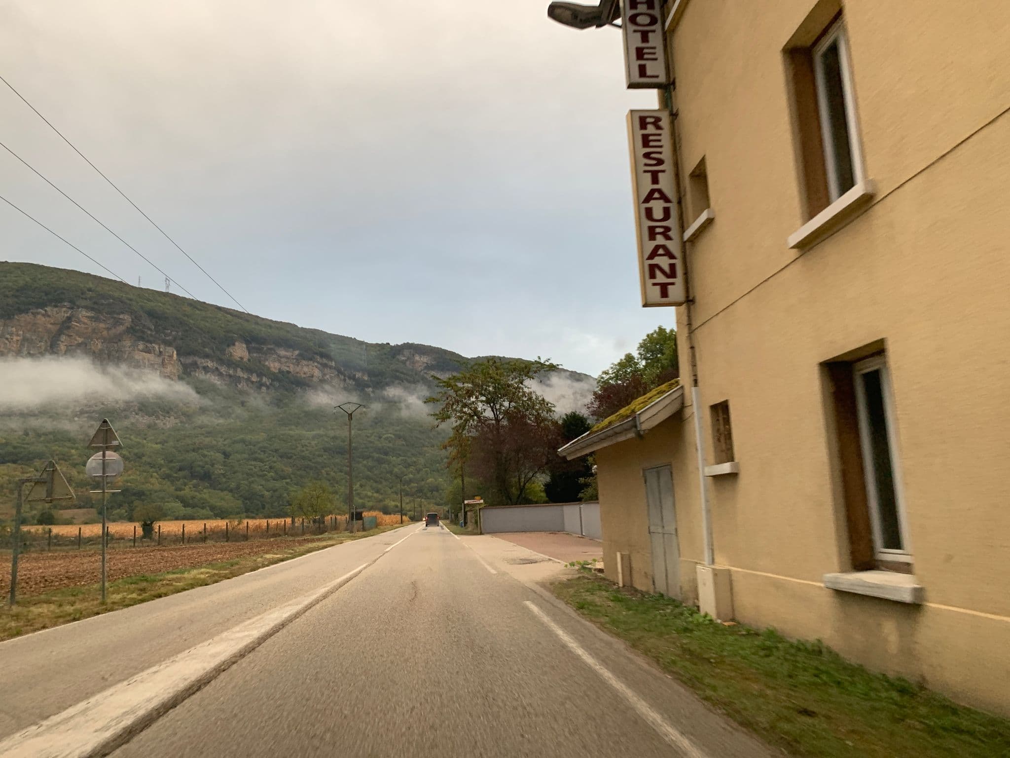 Street view near Résidence des Cèdres, Villebois — © thepriben (CC BY-SA · Mapillary)