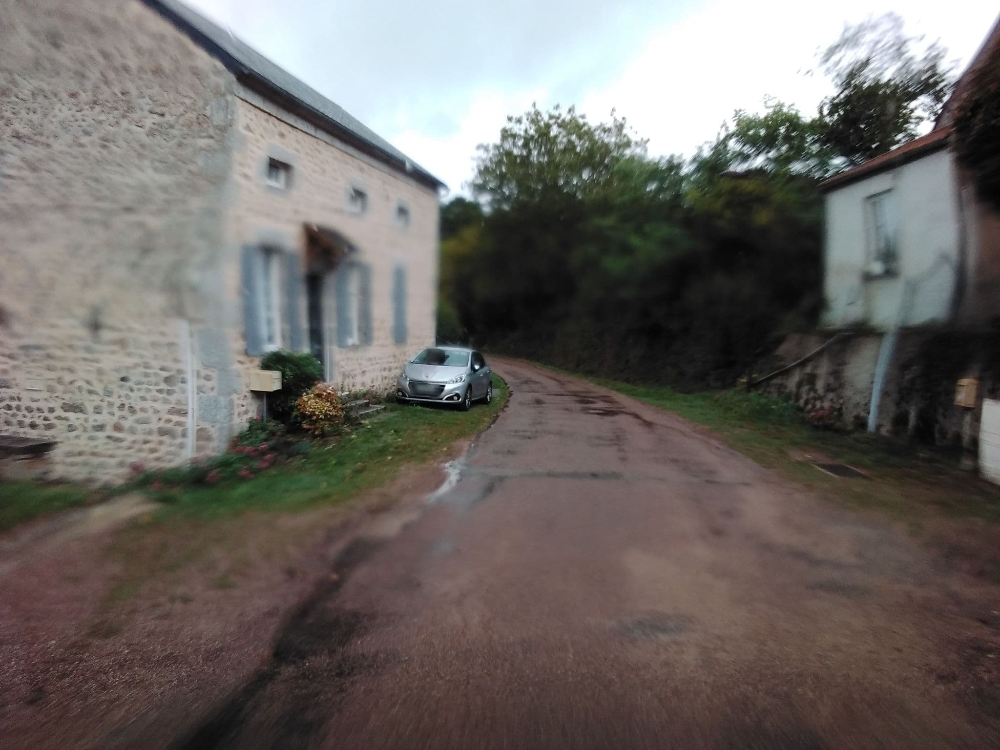 Street view near Coeur du Silence, Lormes — © mprins (CC BY-SA · Mapillary)