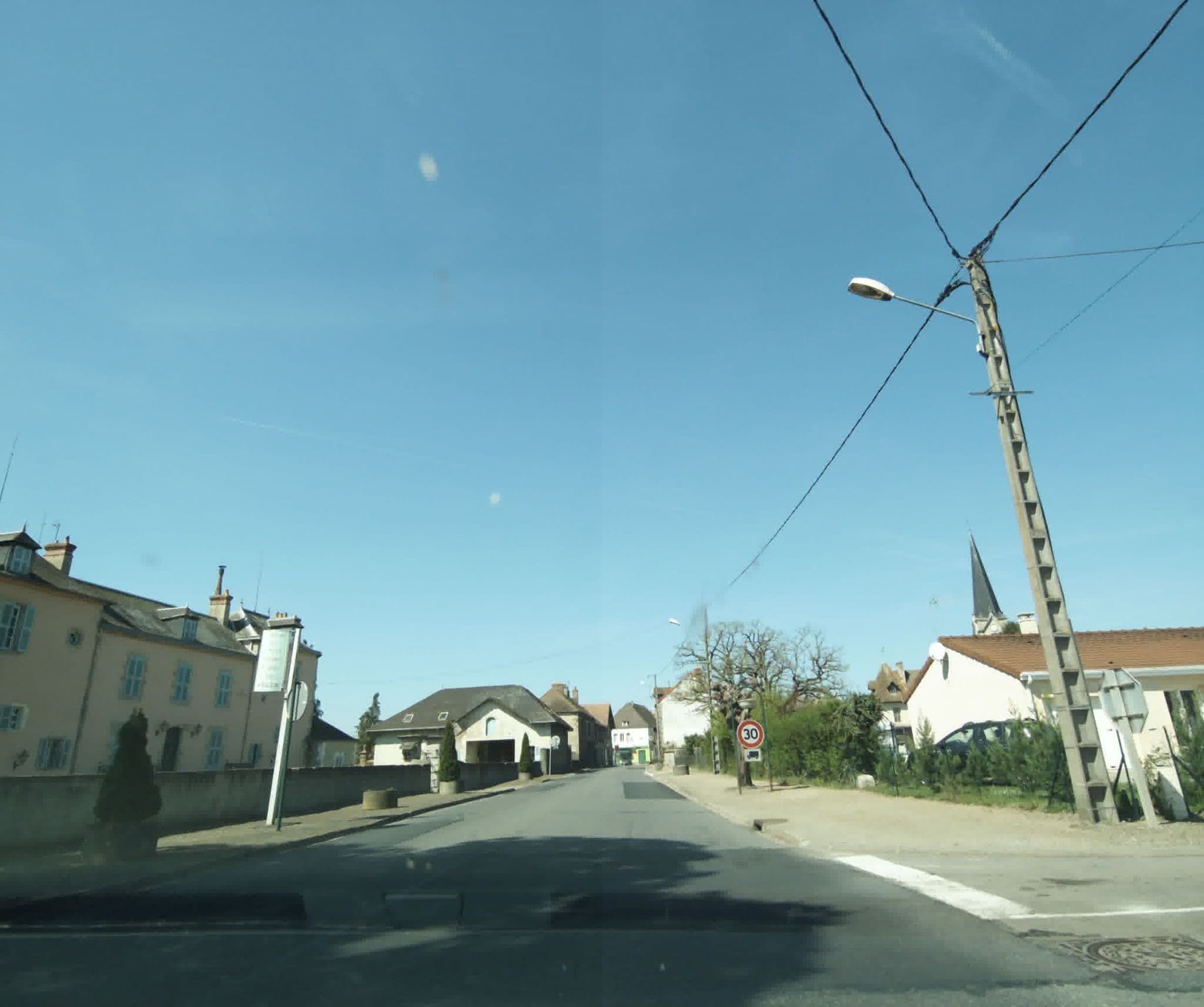Street view near Le P tit Roy, Trévol — © sogefi (CC BY-SA · Mapillary)