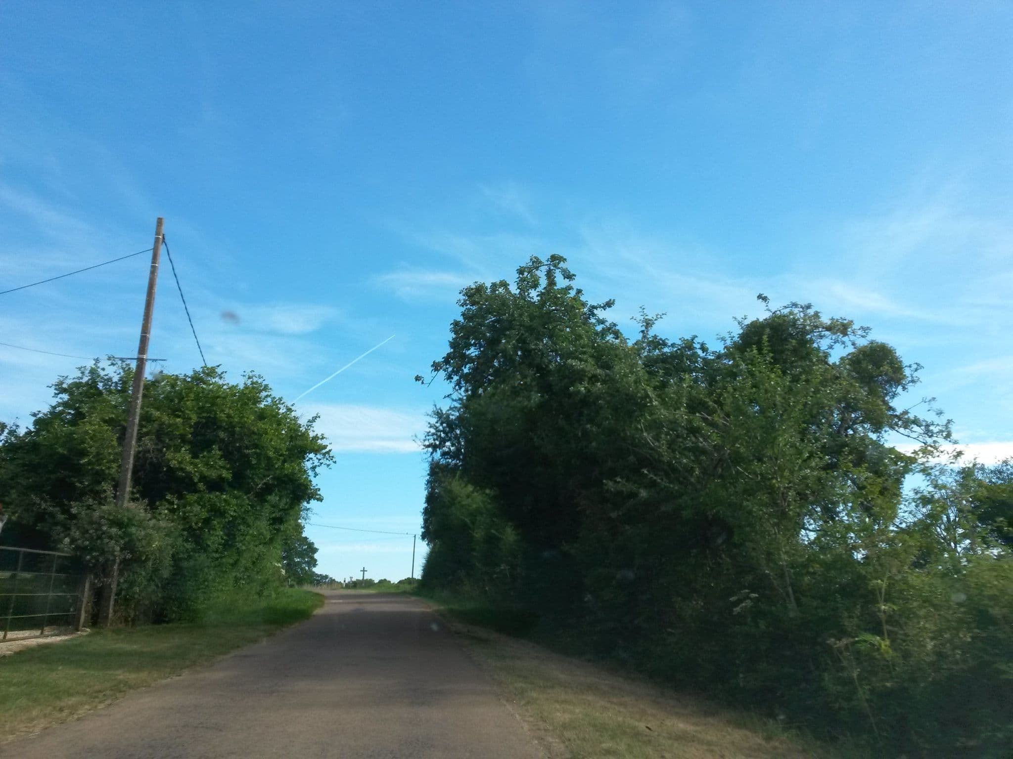 Street view near Kimaro Farmhouse Holiday Cottage, Varzy — © kanjy (CC BY-SA · Mapillary)