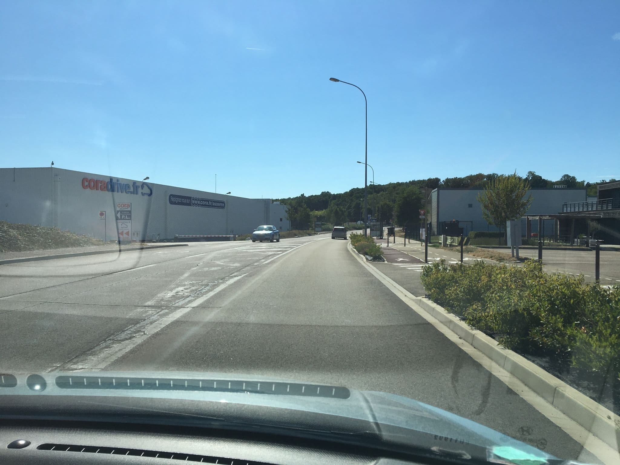Street view near Schmidt, Monéteau — © cabinetcourbi (CC BY-SA · Mapillary)