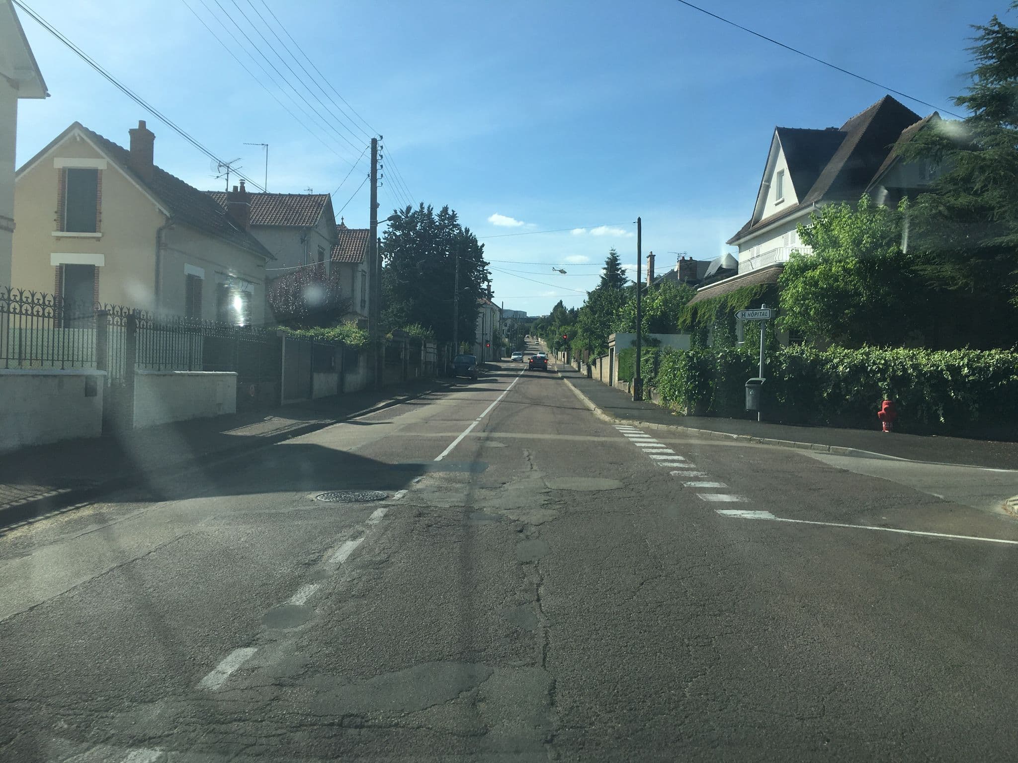 Street view near Orpea Résidence le Saule, Auxerre — © cquest (CC BY-SA · Mapillary)